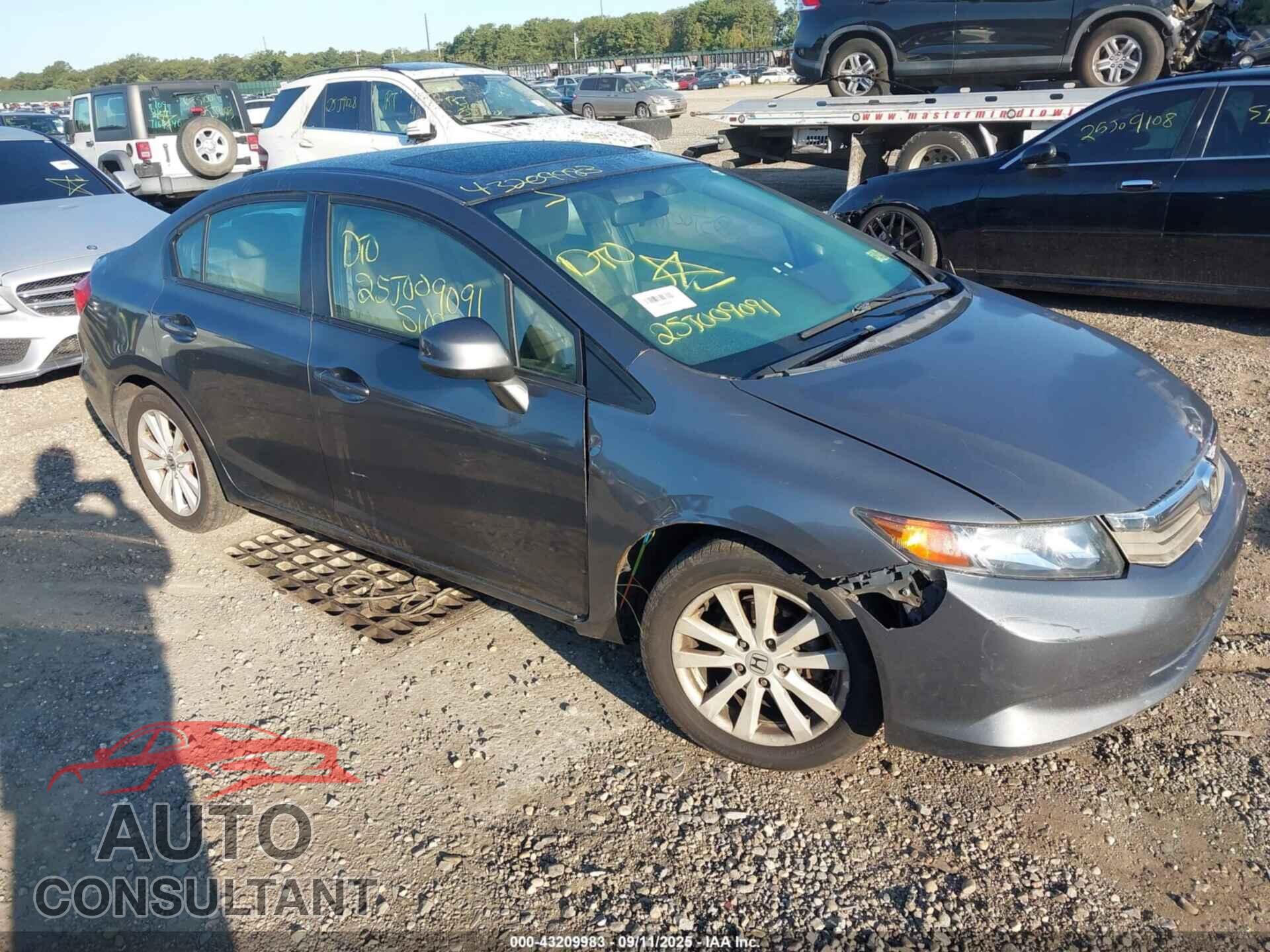 HONDA CIVIC 2012 - 2HGFB2F90CH520044
