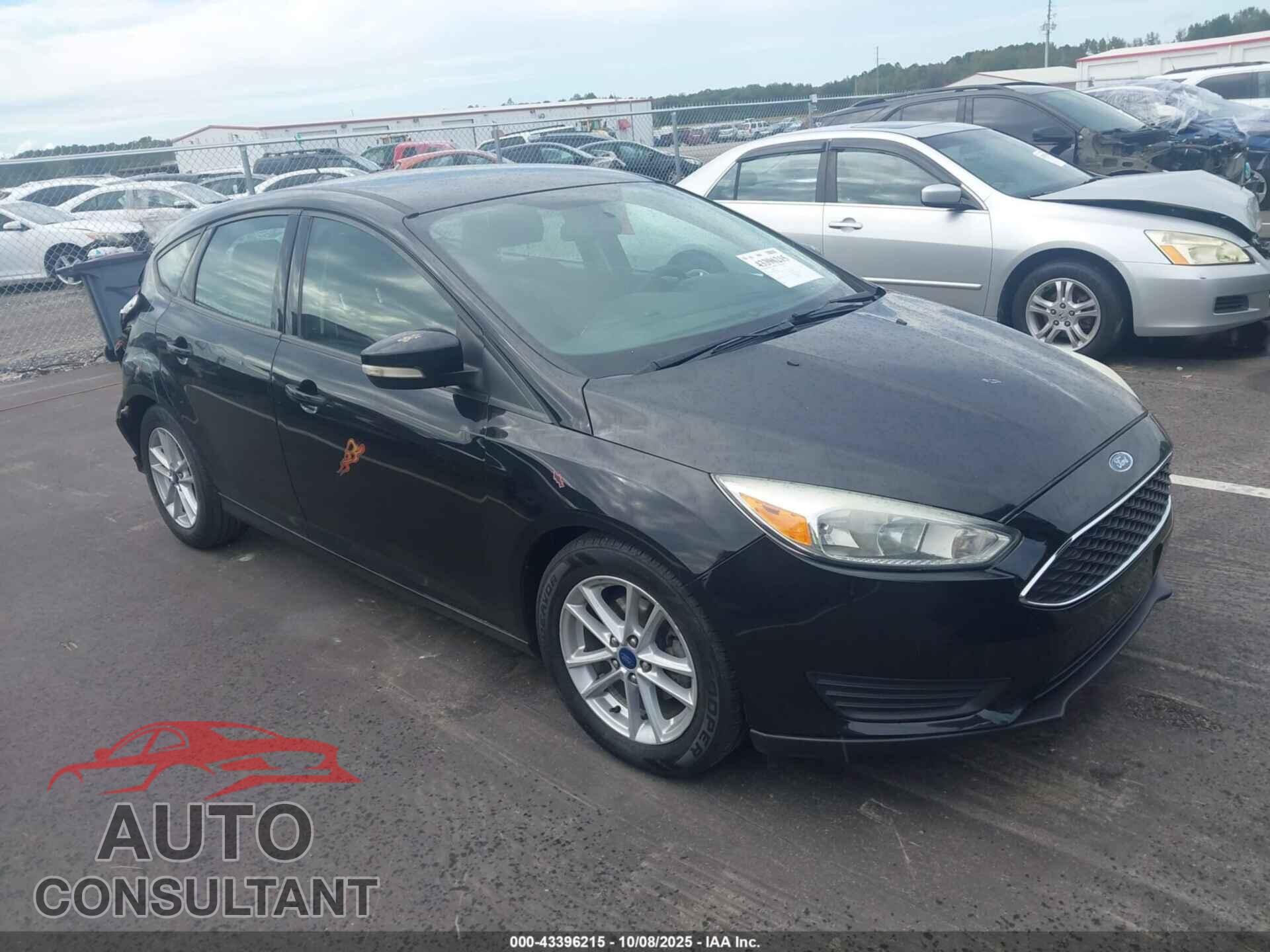 FORD FOCUS 2017 - 1FADP3K28HL286046