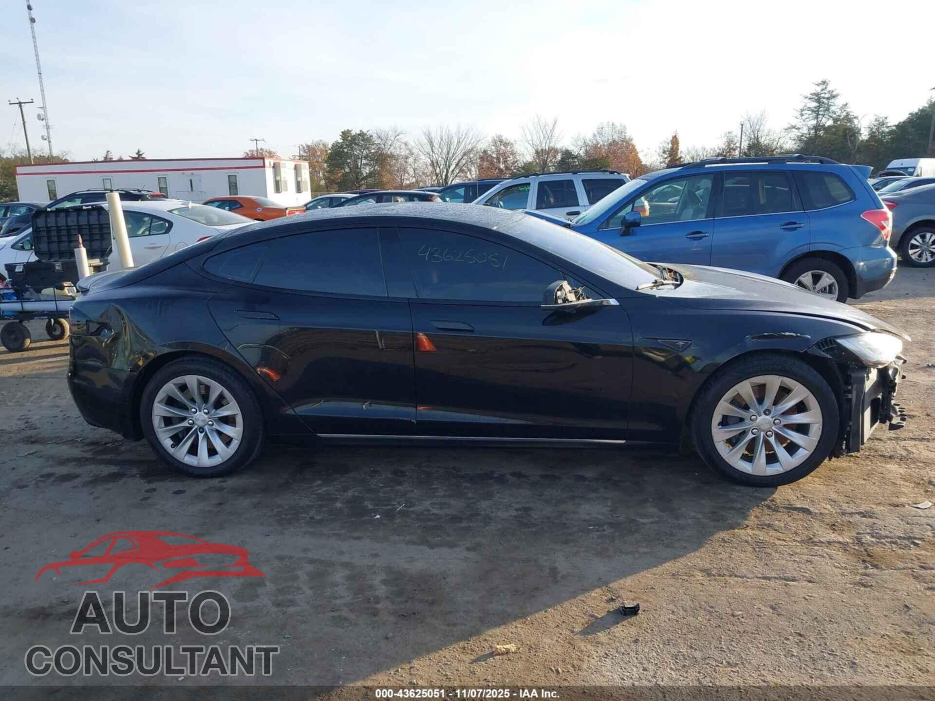 TESLA MODEL S 2016 - 5YJSA1E16GF161168