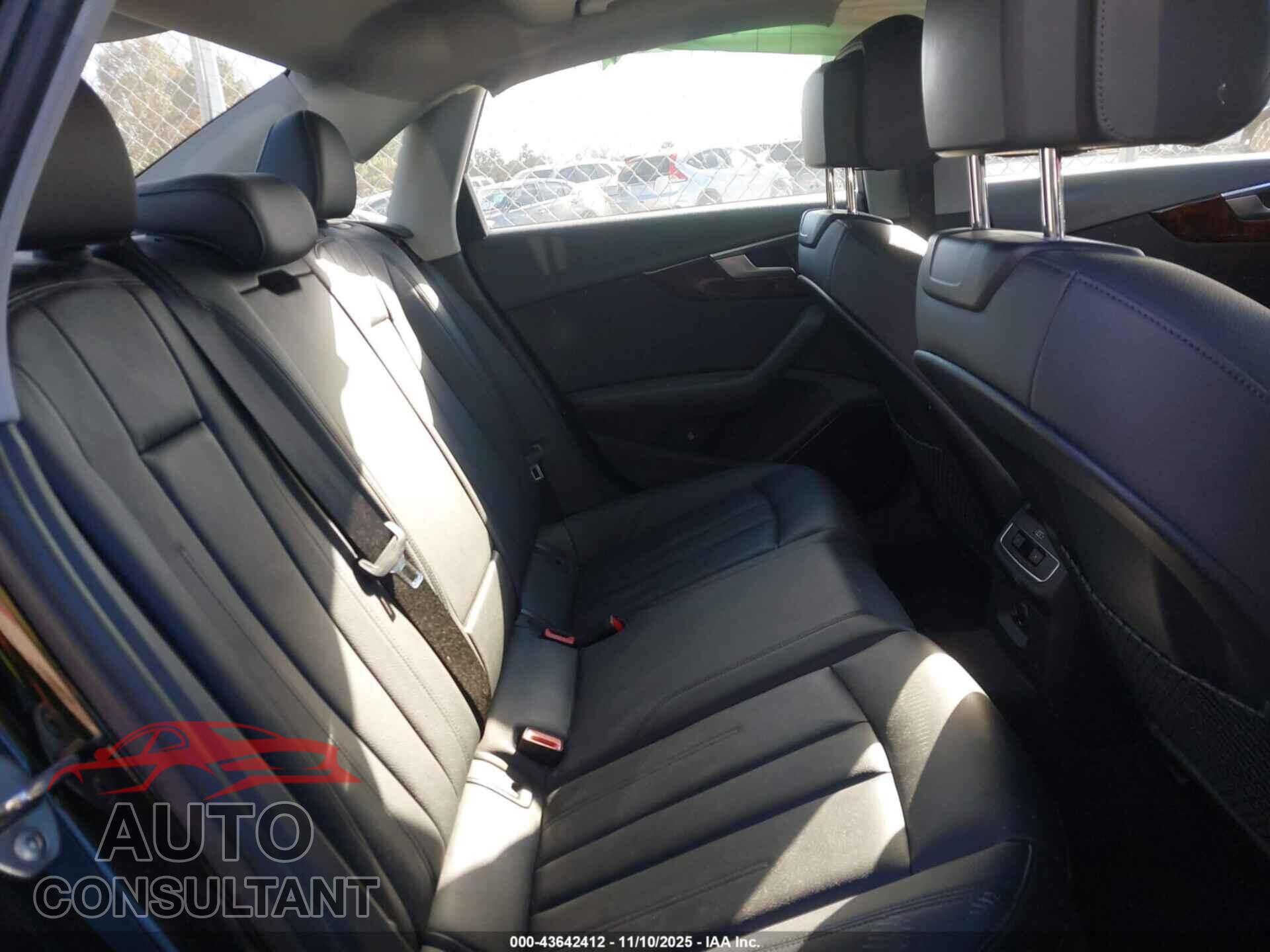 AUDI A4 2018 - WAUENAF48JA128549