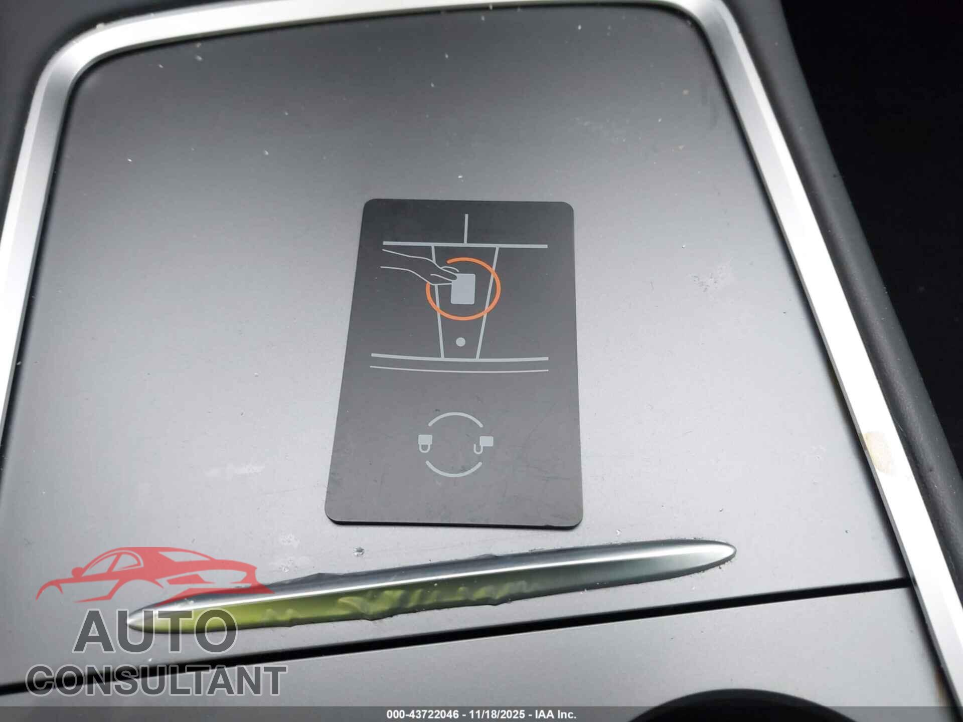 TESLA MODEL 3 2022 - 5YJ3E1EB2NF241713