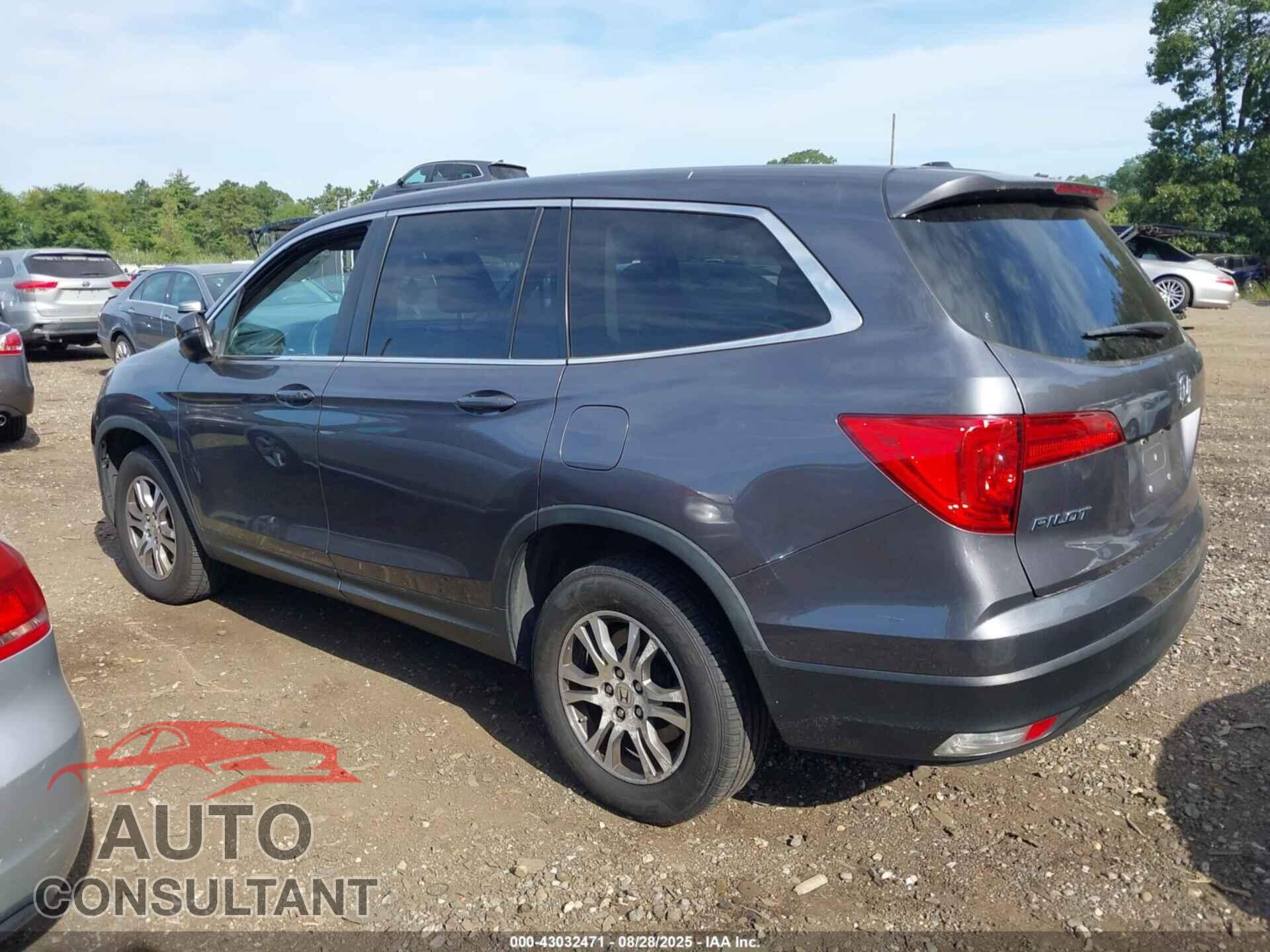 HONDA PILOT 2018 - 5FNYF6H54JB008285