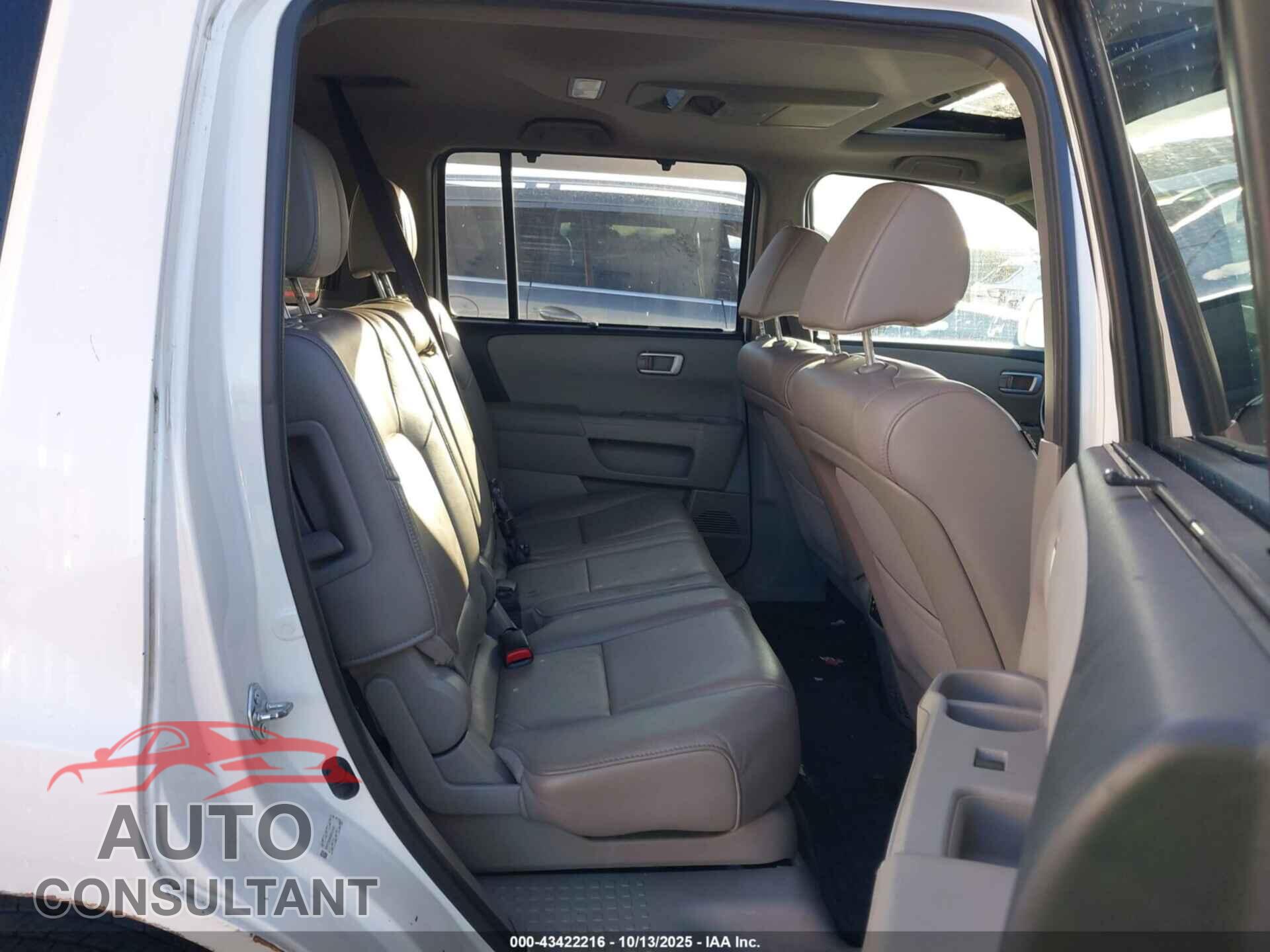 HONDA PILOT 2013 - 5FNYF3H96DB023442