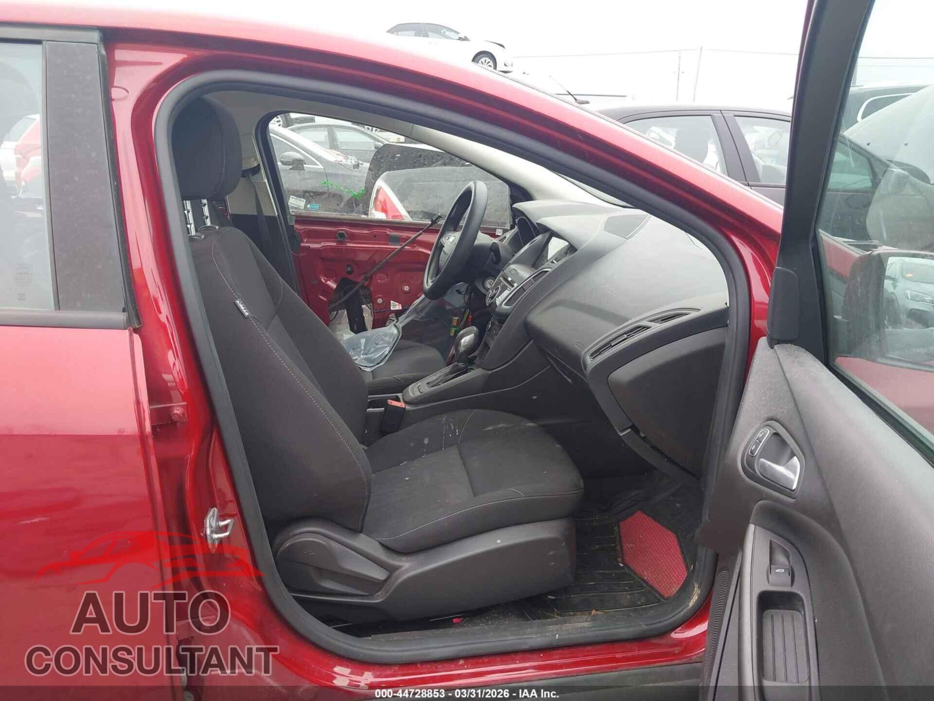 FORD FOCUS 2017 - 1FADP3H24HL347030