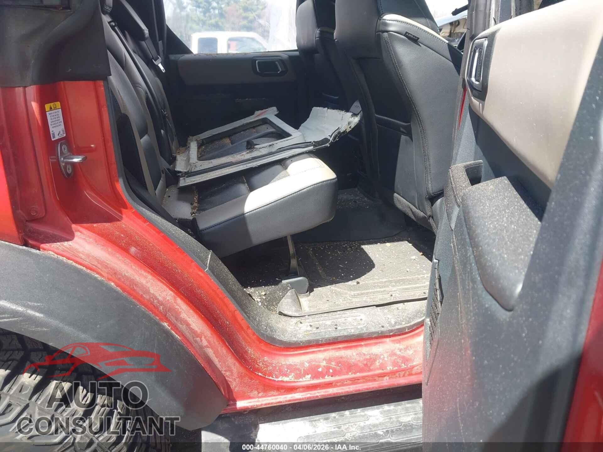 FORD BRONCO 2024 - 1FMEE2BP4RLA80309