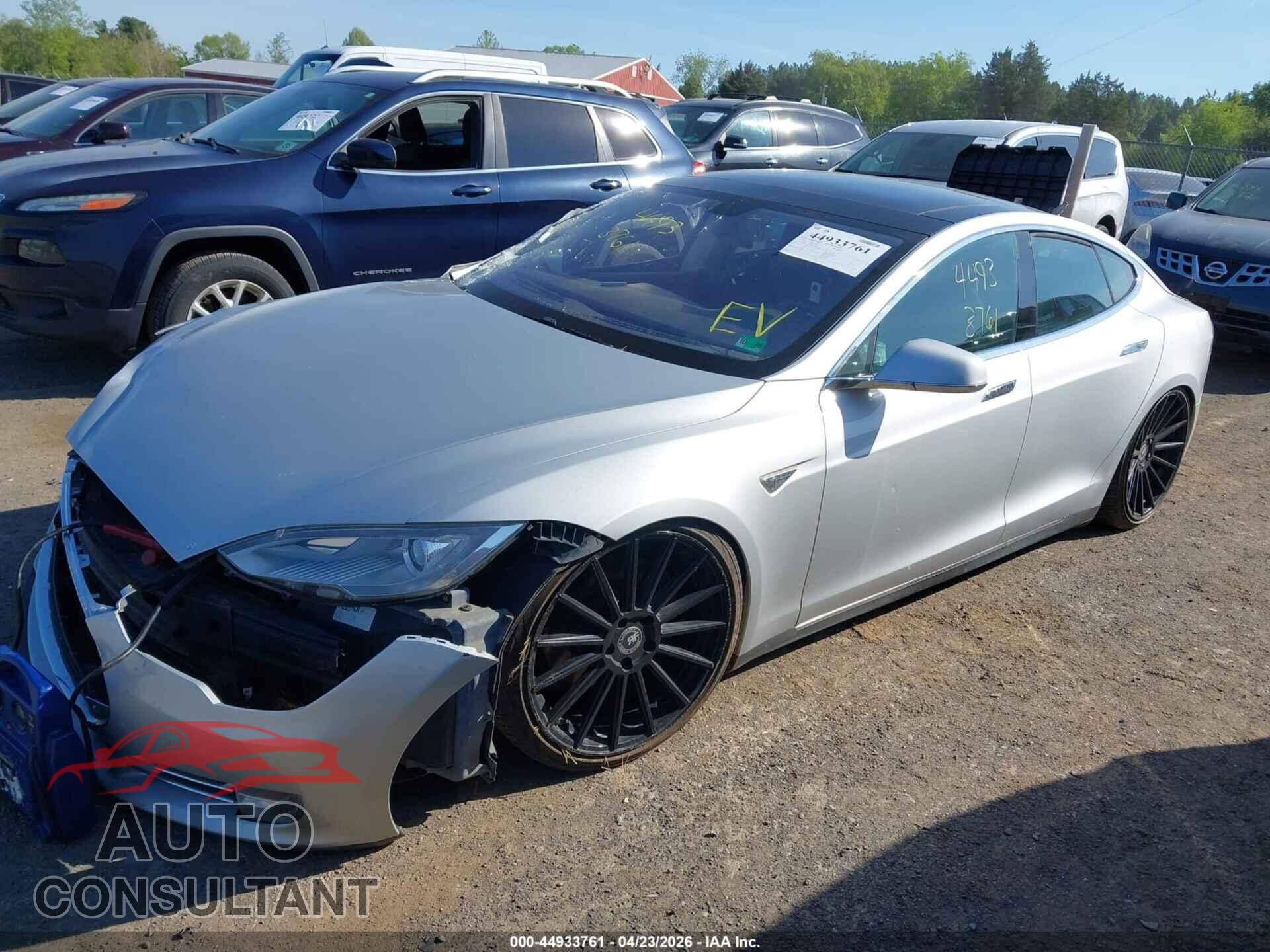 TESLA MODEL S 2013 - 5YJSA1CP6DFP21225