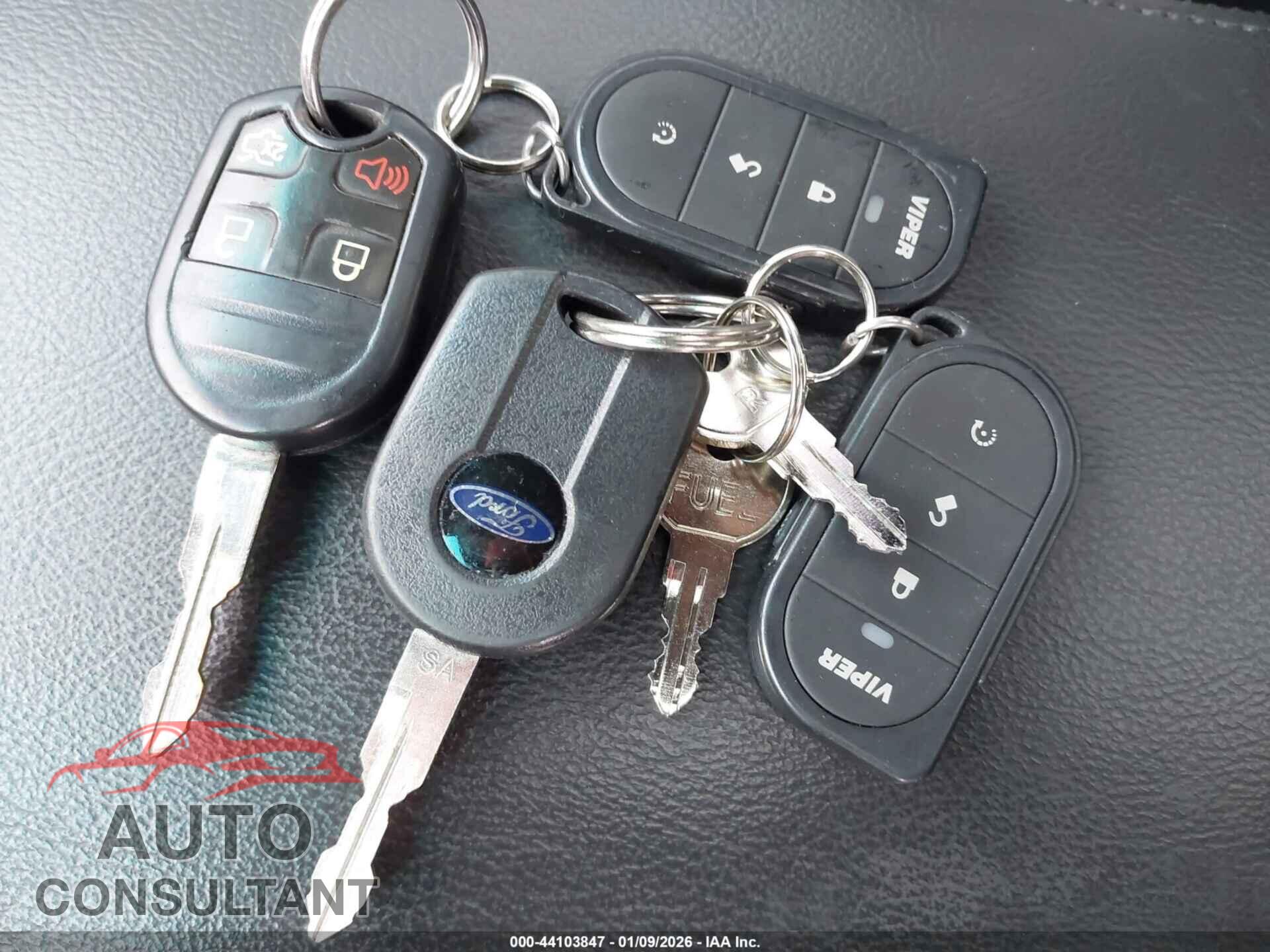 FORD EXPLORER 2015 - 1FM5K8D80FGA60175