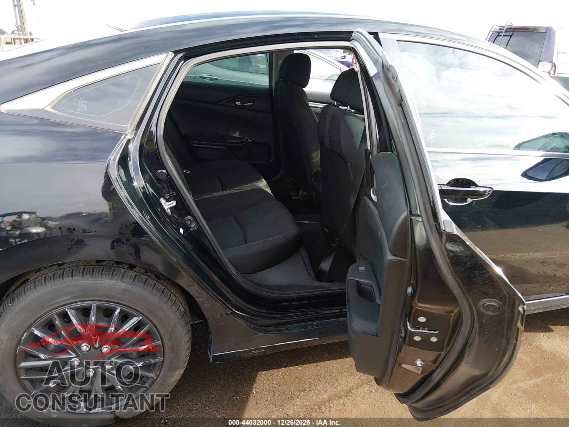 HONDA CIVIC 2020 - 19XFC2F63LE022868