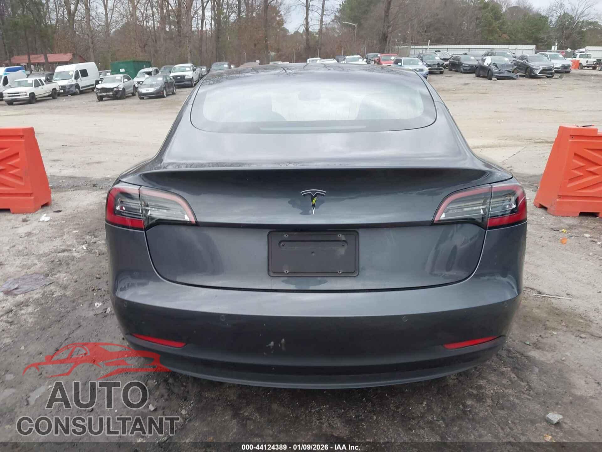TESLA MODEL 3 2019 - 5YJ3E1EA4KF314373