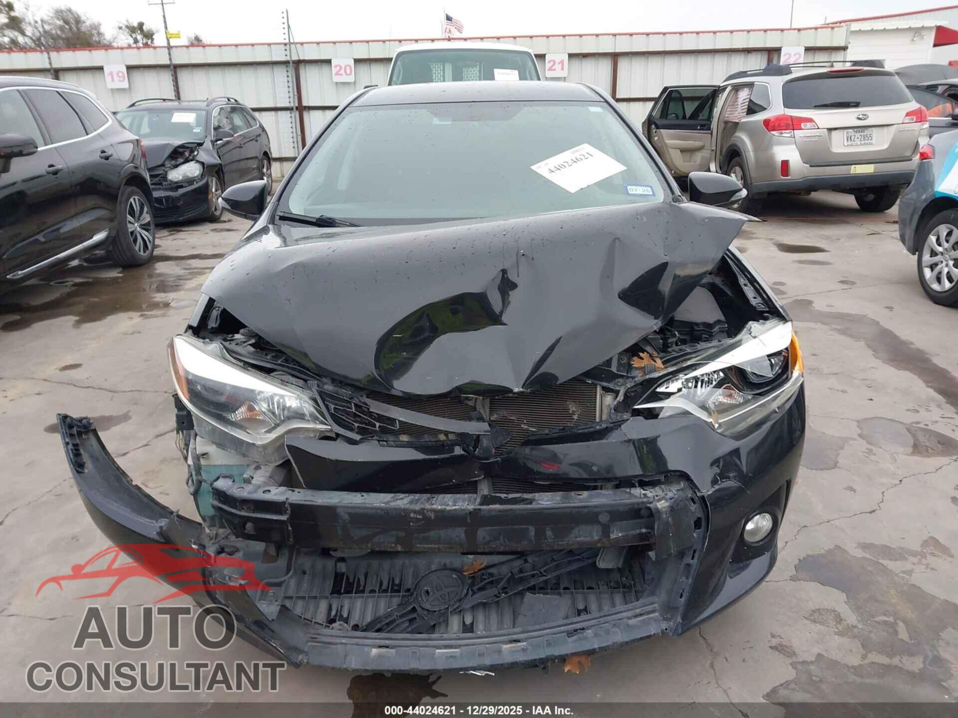 TOYOTA COROLLA 2014 - 5YFBURHE7EP155403