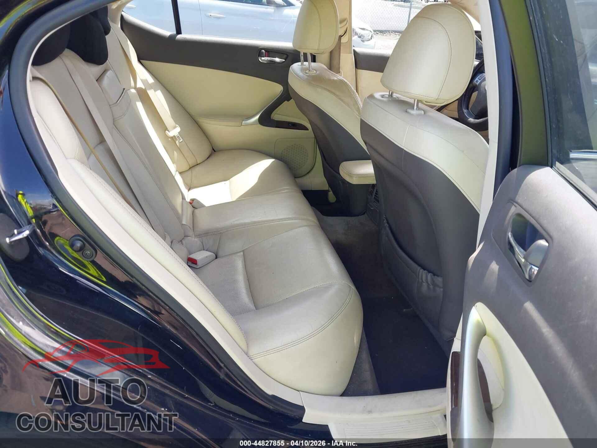 LEXUS IS 250 2011 - JTHBF5C2XB5153913
