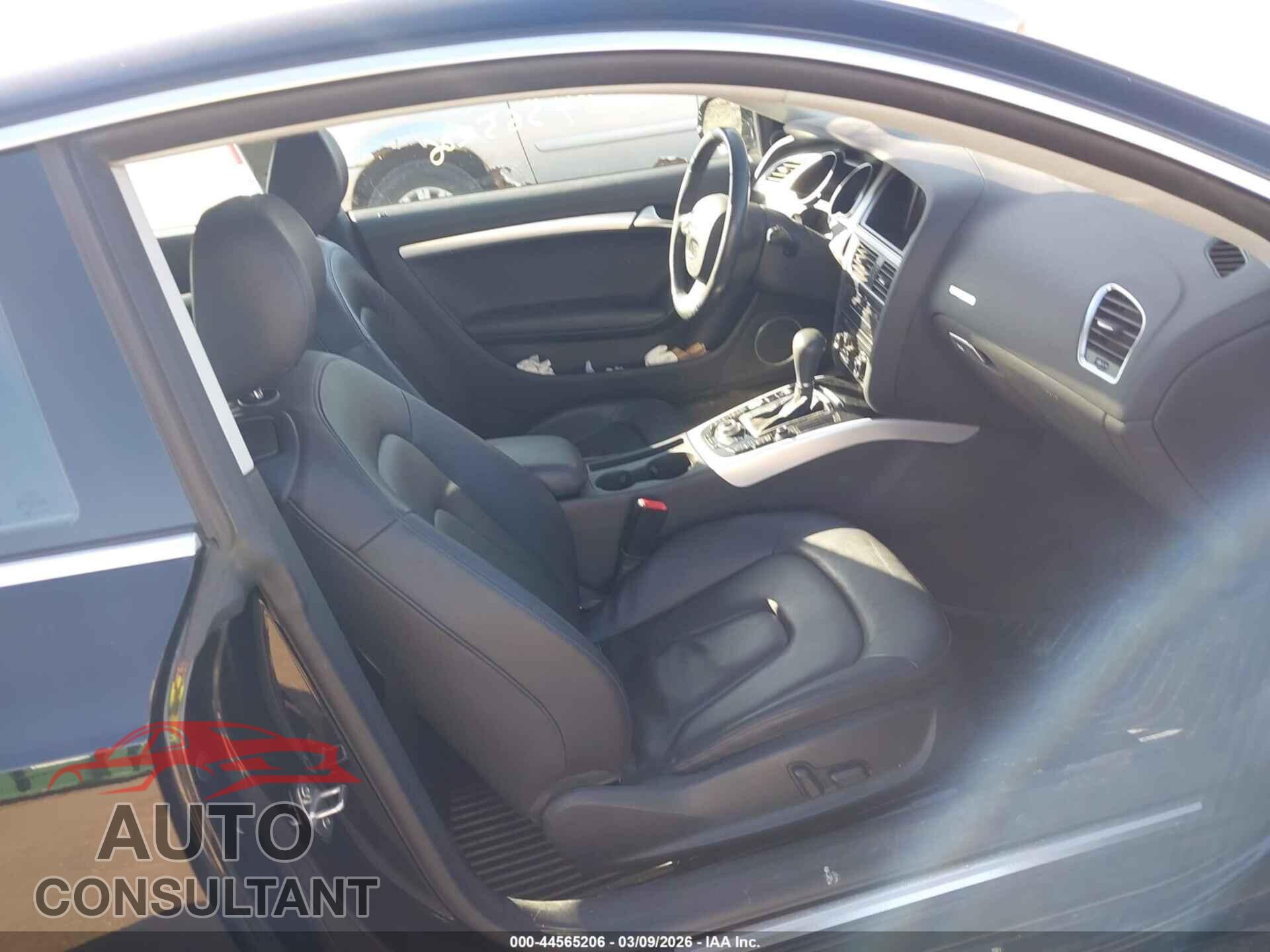 AUDI A5 2012 - WAULFAFR3CA019192