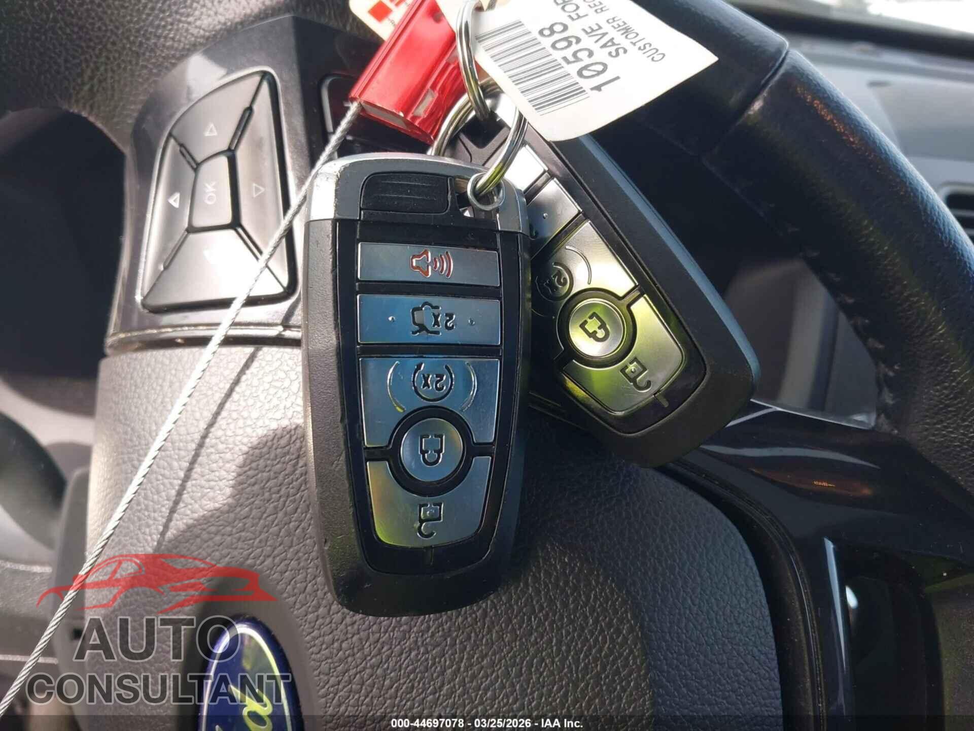 FORD EXPLORER 2018 - 1FM5K8D84JGB02534