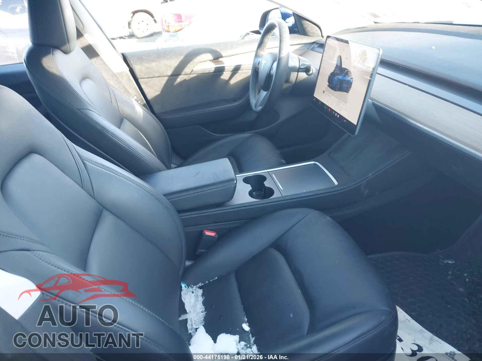 TESLA MODEL 3 2023 - 5YJ3E1EA2PF679660