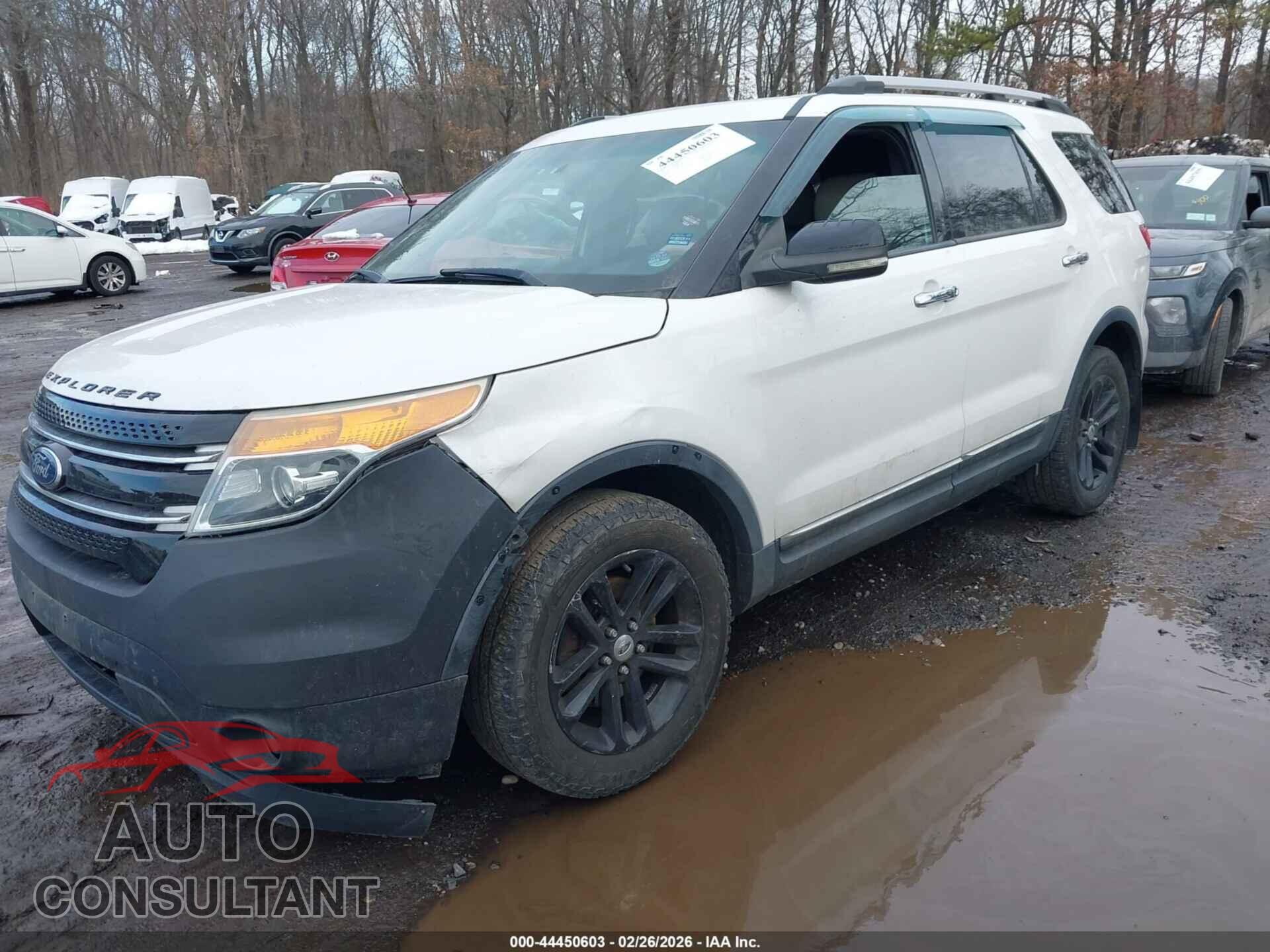 FORD EXPLORER 2011 - 1FMHK8D83BGA00527