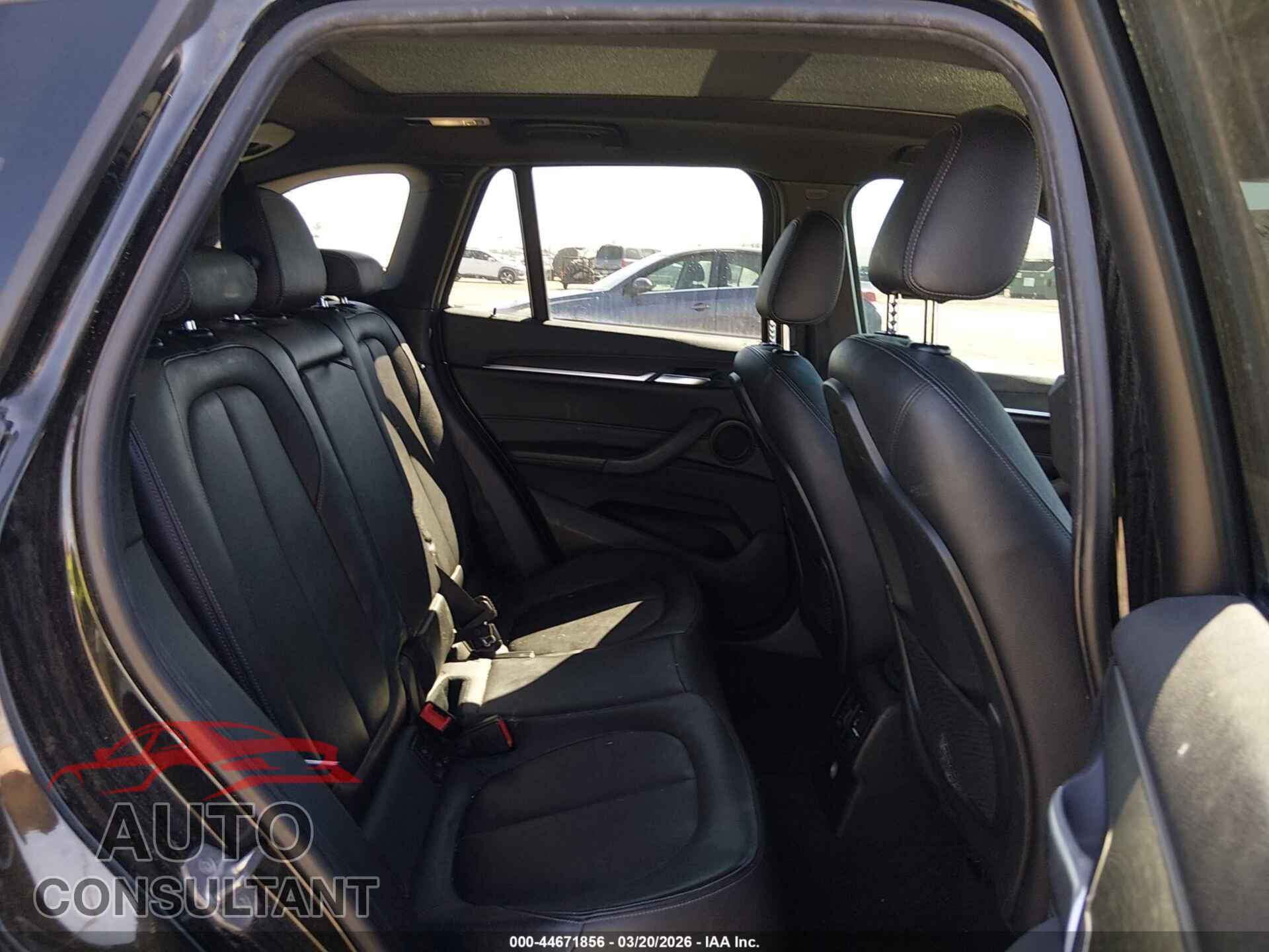 BMW X1 2016 - WBXHT3C32G5E55405