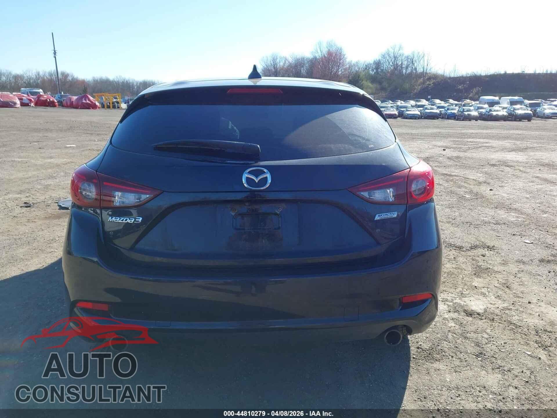 MAZDA MAZDA3 2017 - 3MZBN1M37HM132554