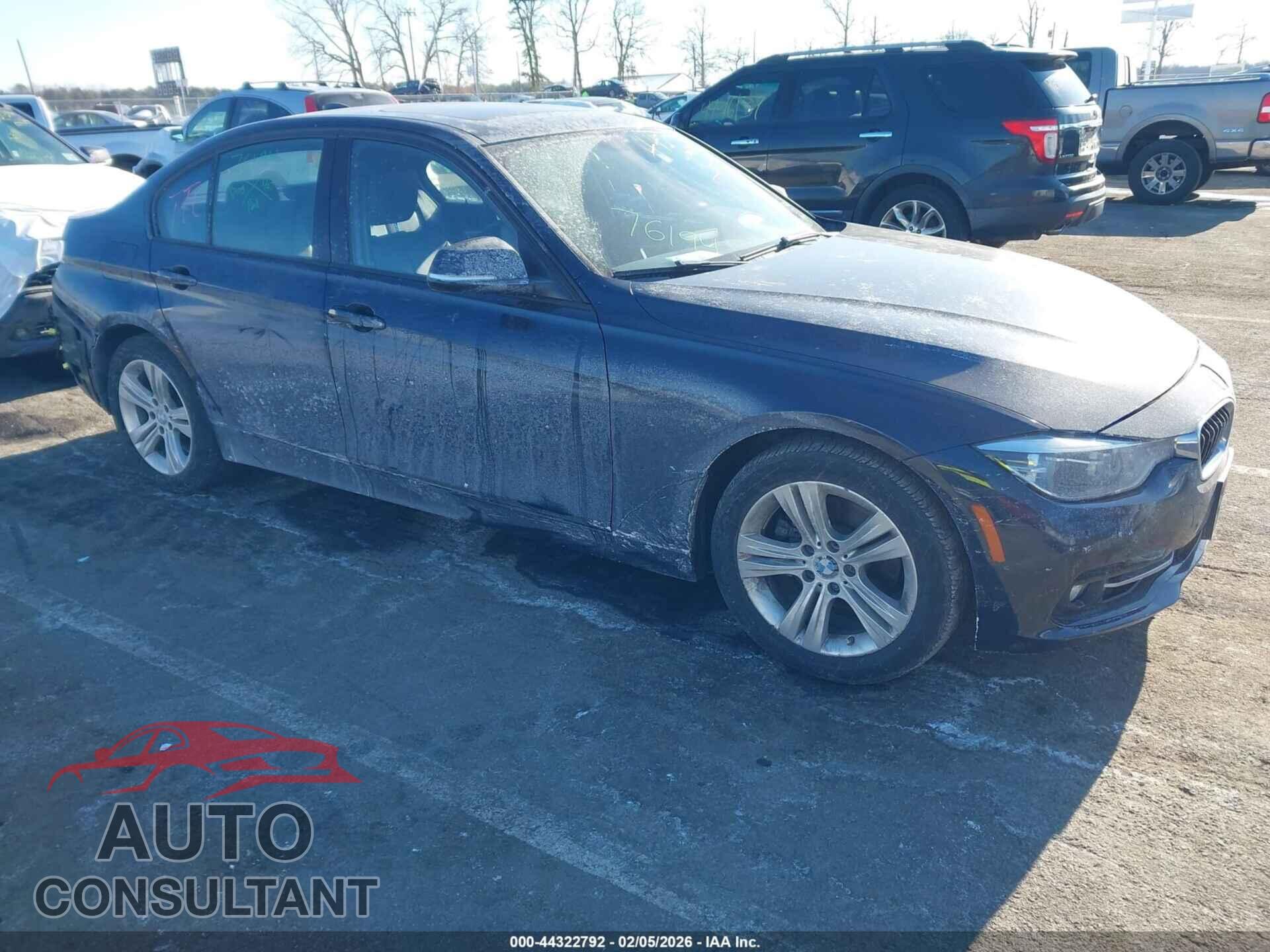 BMW 328I 2016 - WBA8E3G57GNU01675