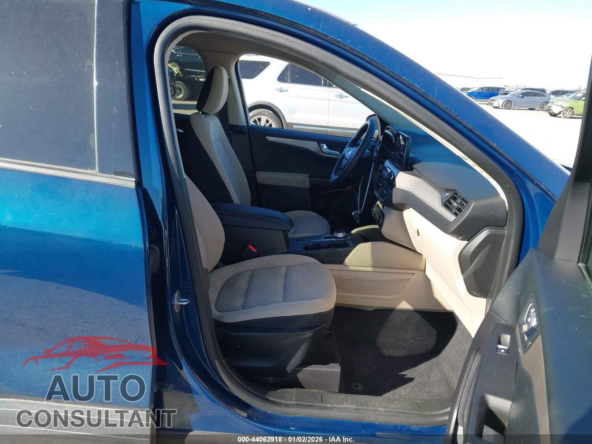 FORD ESCAPE 2020 - 1FMCU0G69LUA41005