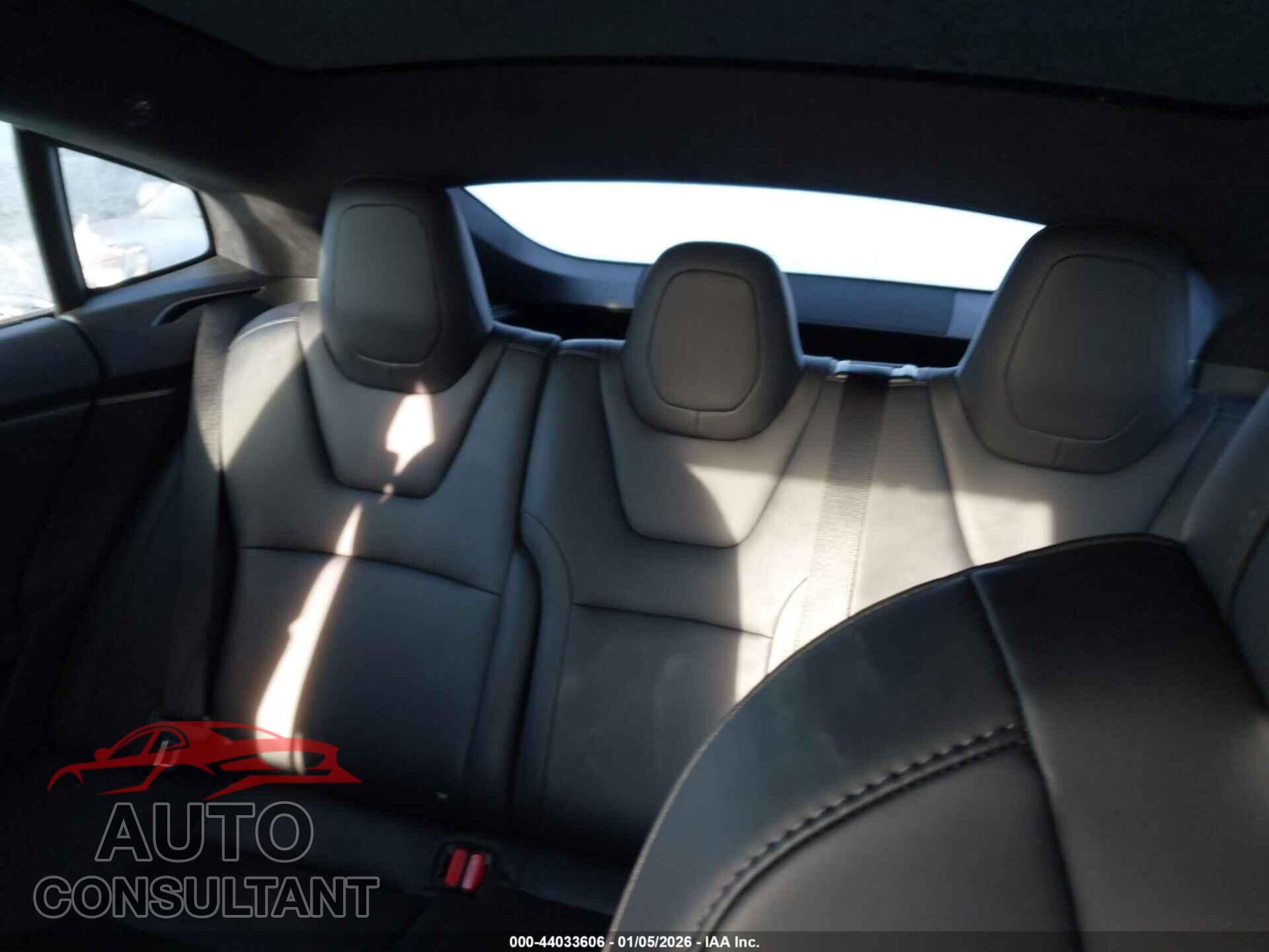 TESLA MODEL S 2021 - 5YJSA1E24MF426822