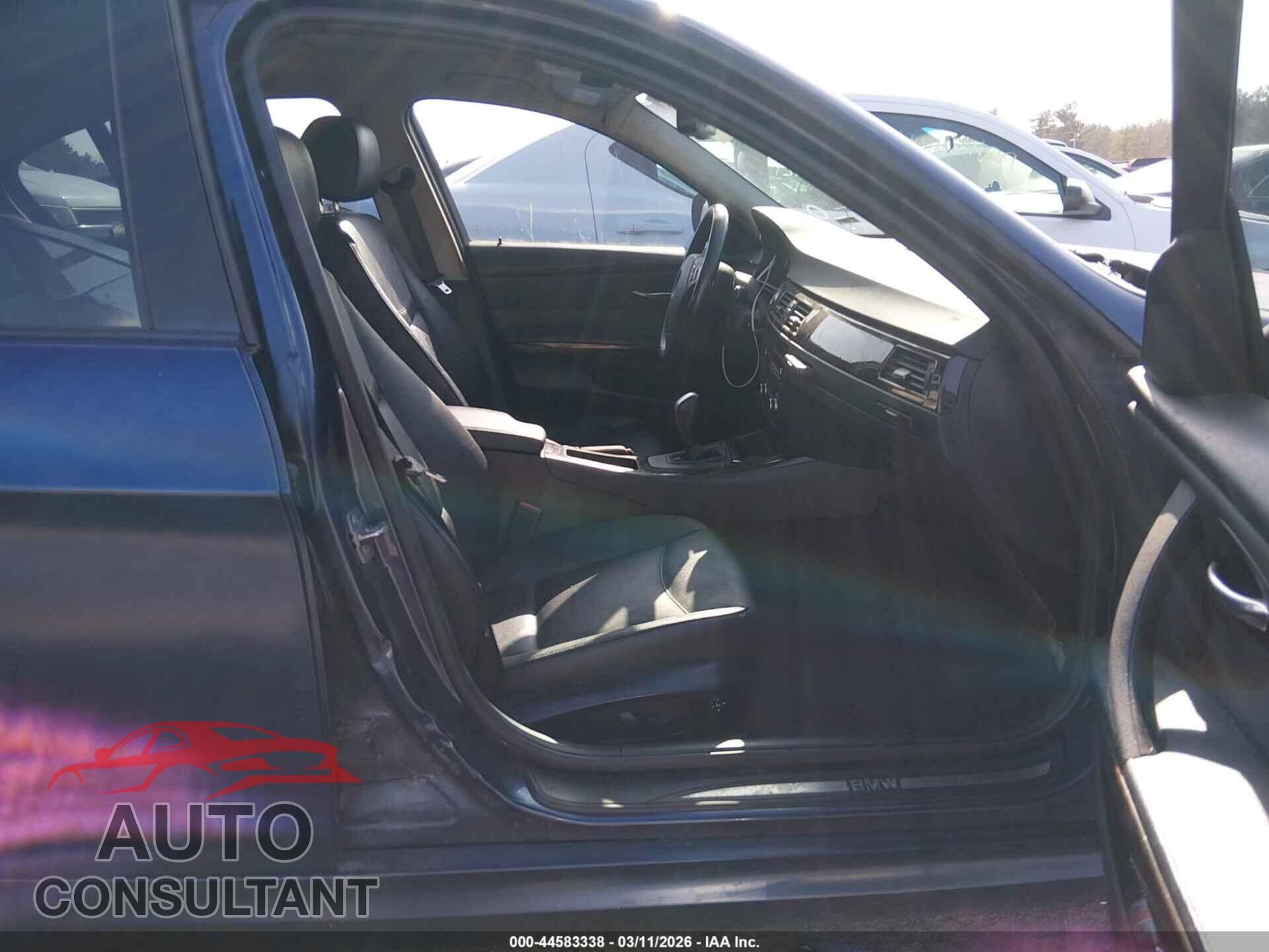 BMW 328I 2011 - WBAPK7G56BNN77458