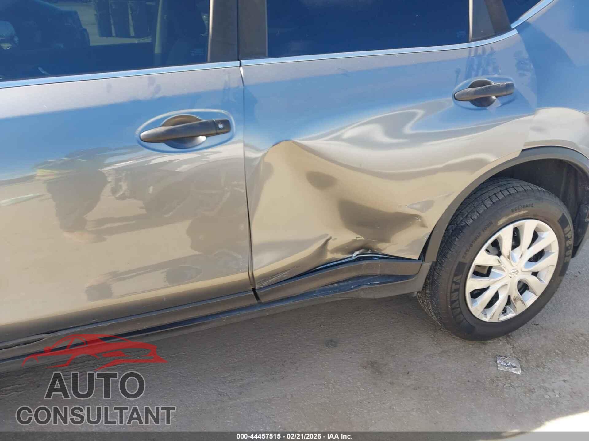 NISSAN ROGUE 2017 - KNMAT2MT5HP606764