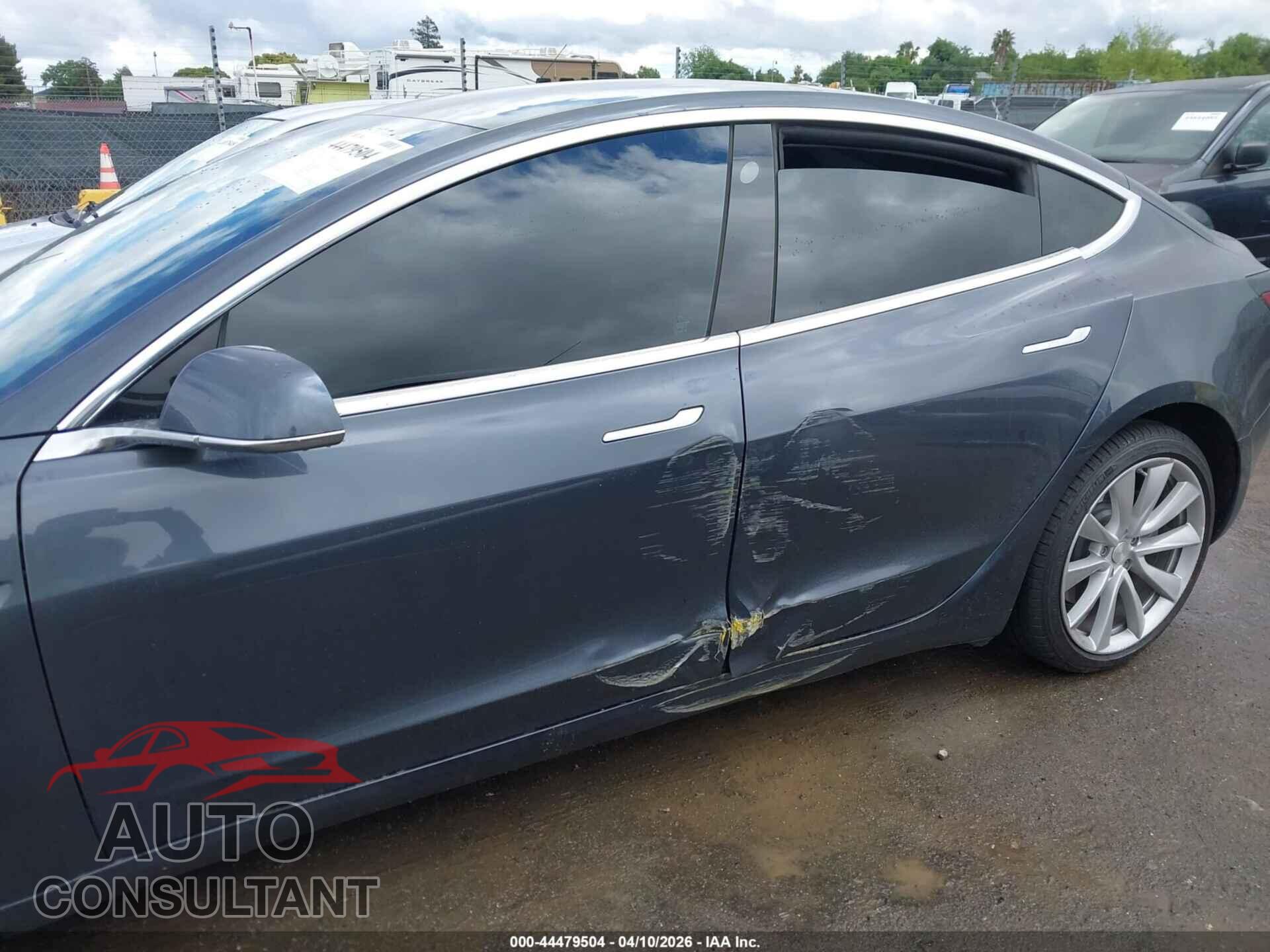 TESLA MODEL 3 2019 - 5YJ3E1EA8KF542991