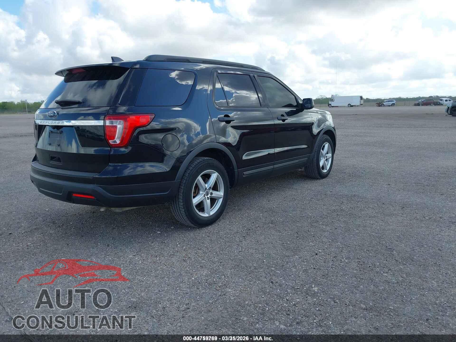 FORD EXPLORER 2018 - 1FM5K7B83JGB81627