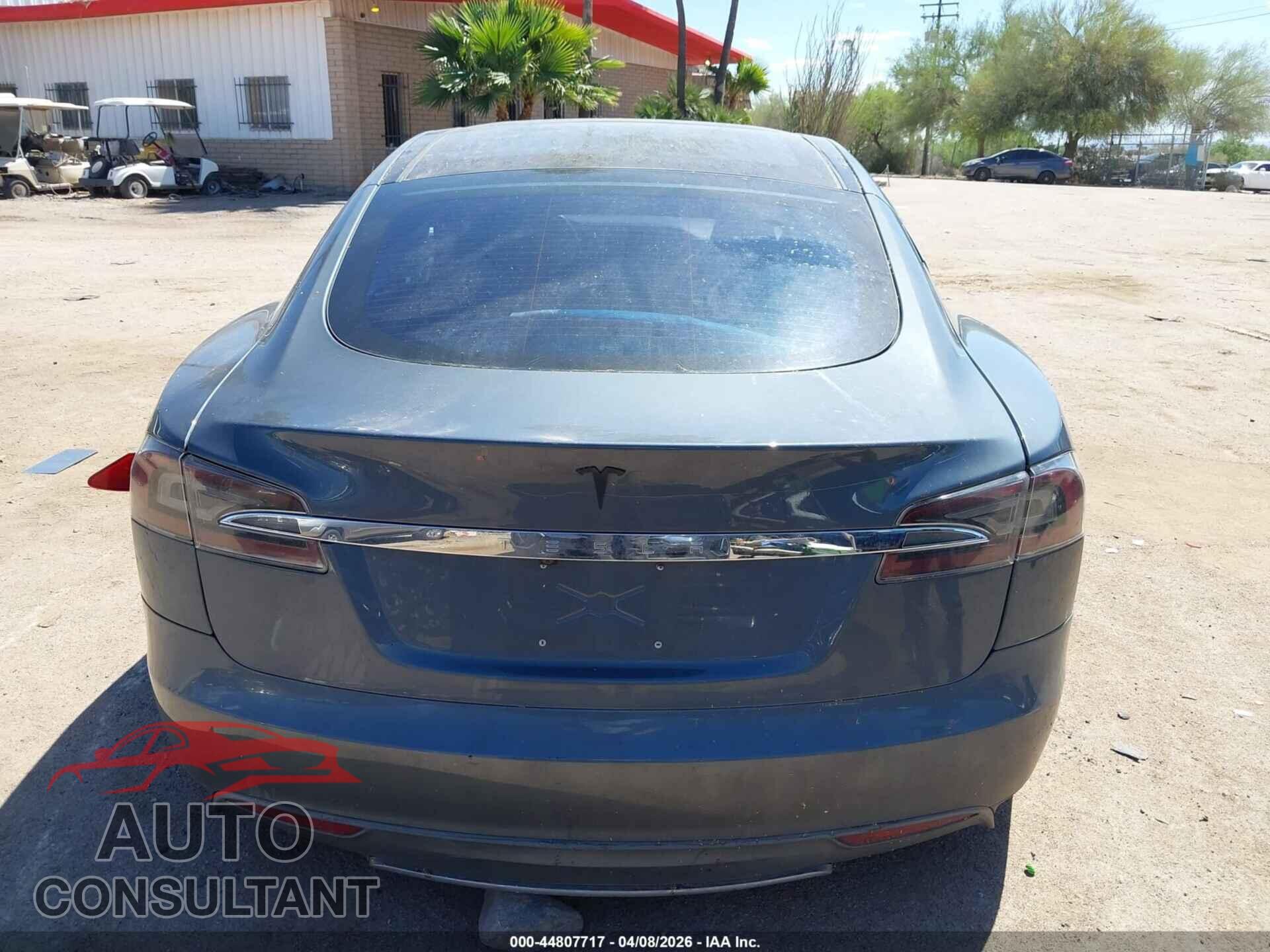 TESLA MODEL S 2013 - 5YJSA1BG2DFP08330