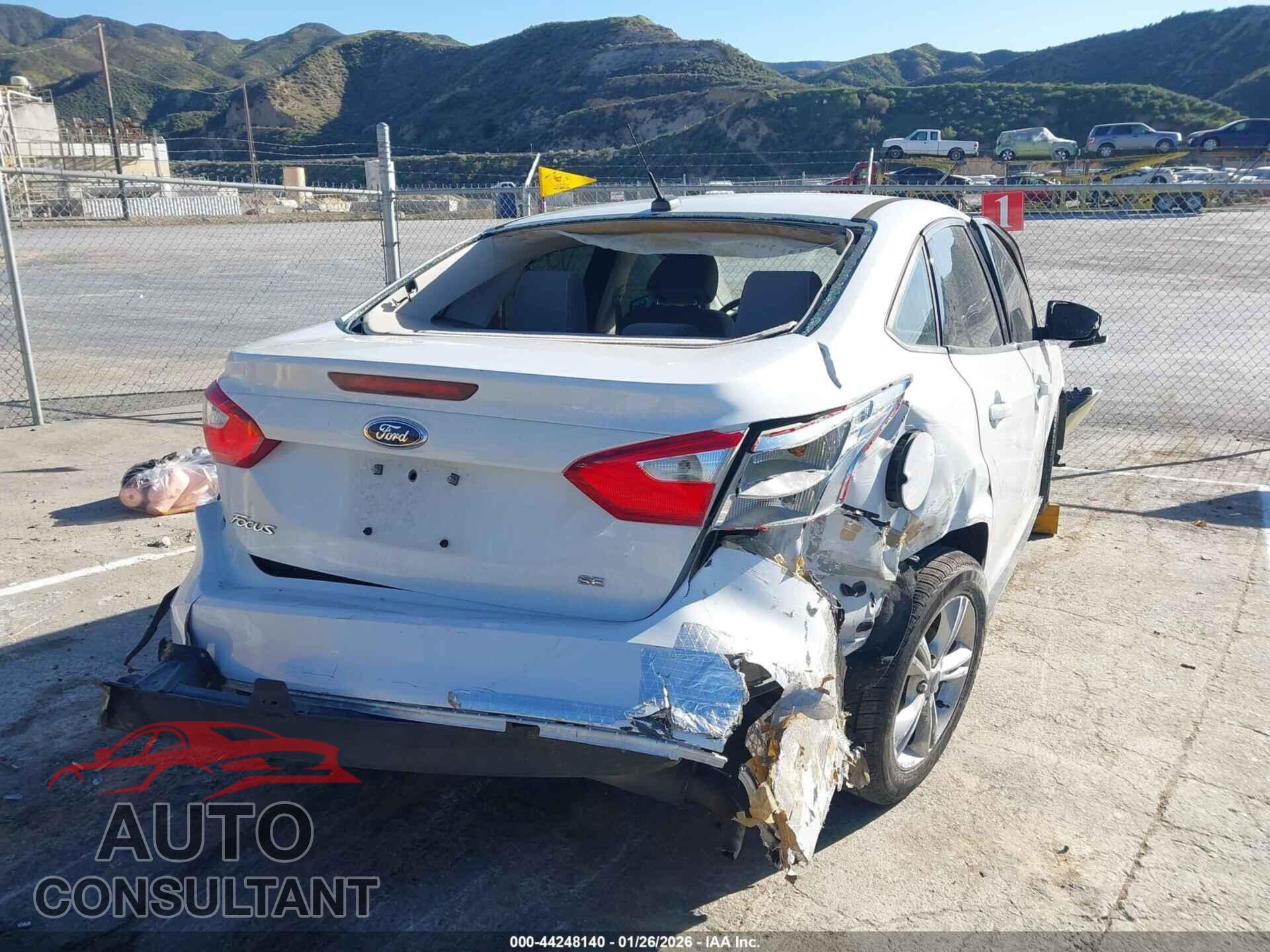 FORD FOCUS 2014 - 1FADP3F28EL276851