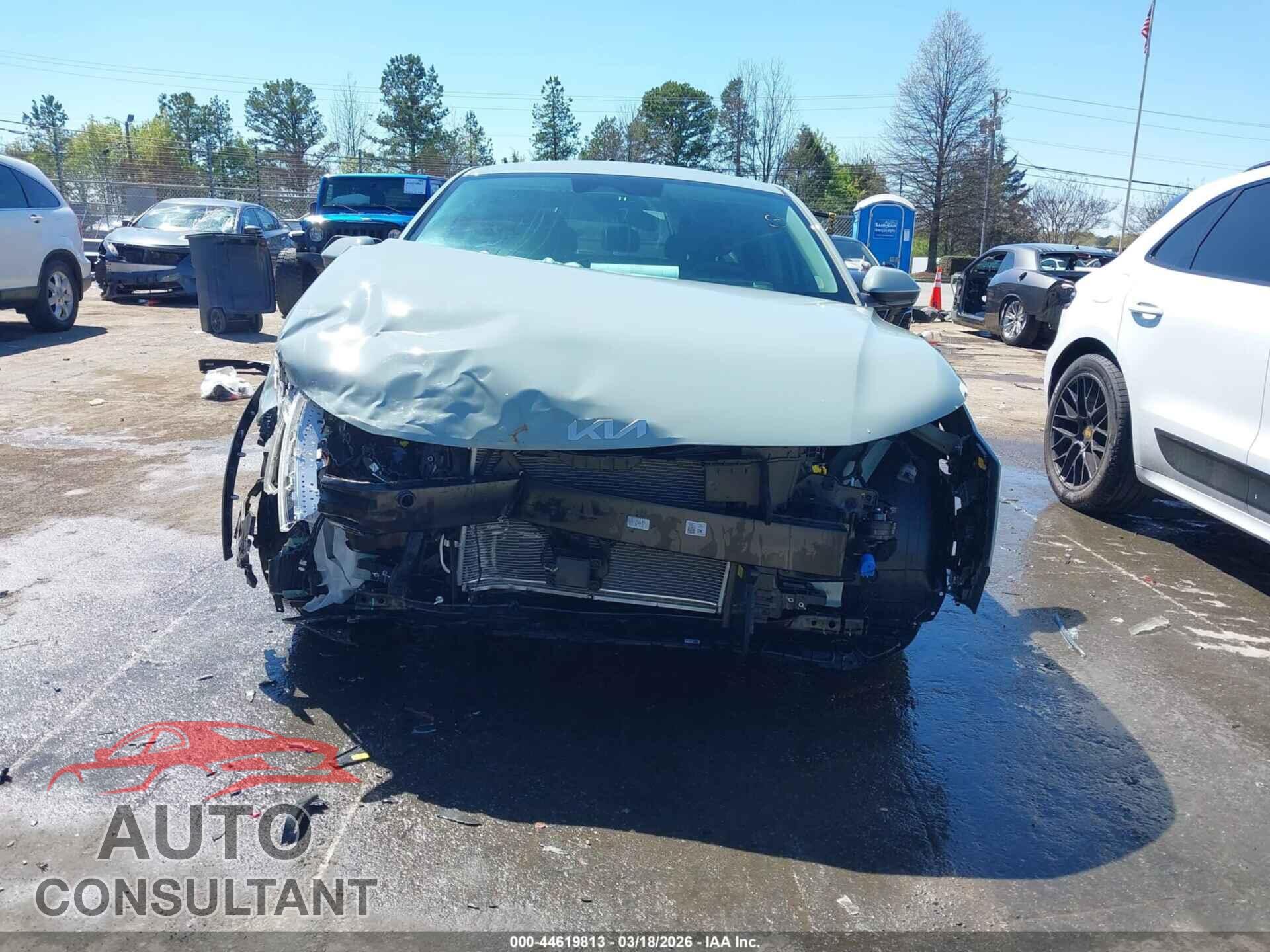 KIA K4 2025 - 3KPFT4DE5SE204012