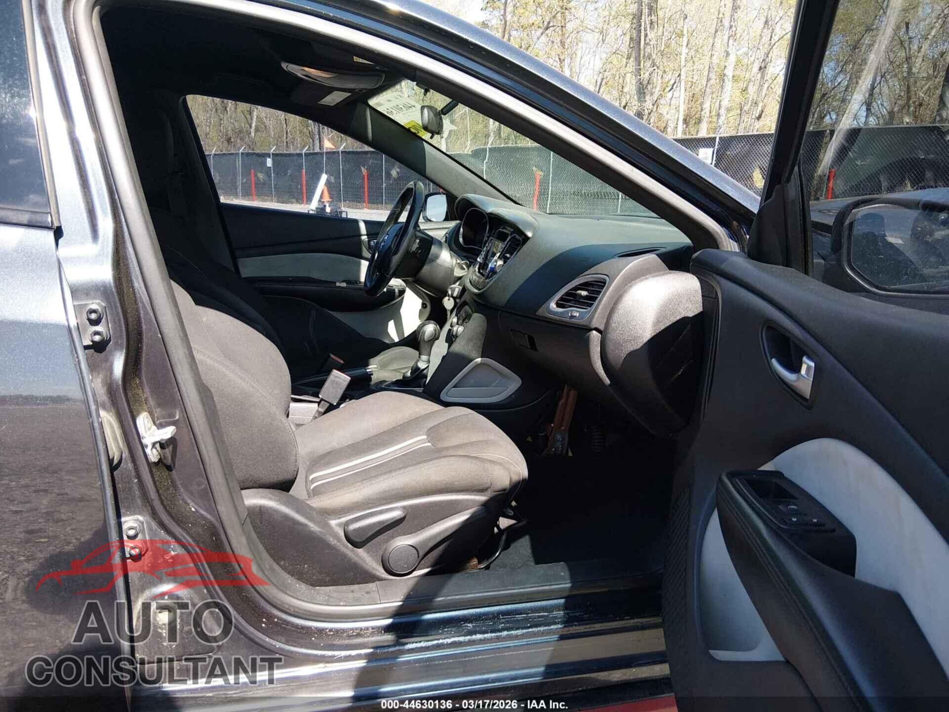 DODGE DART 2013 - 1C3CDFBA6DD268810