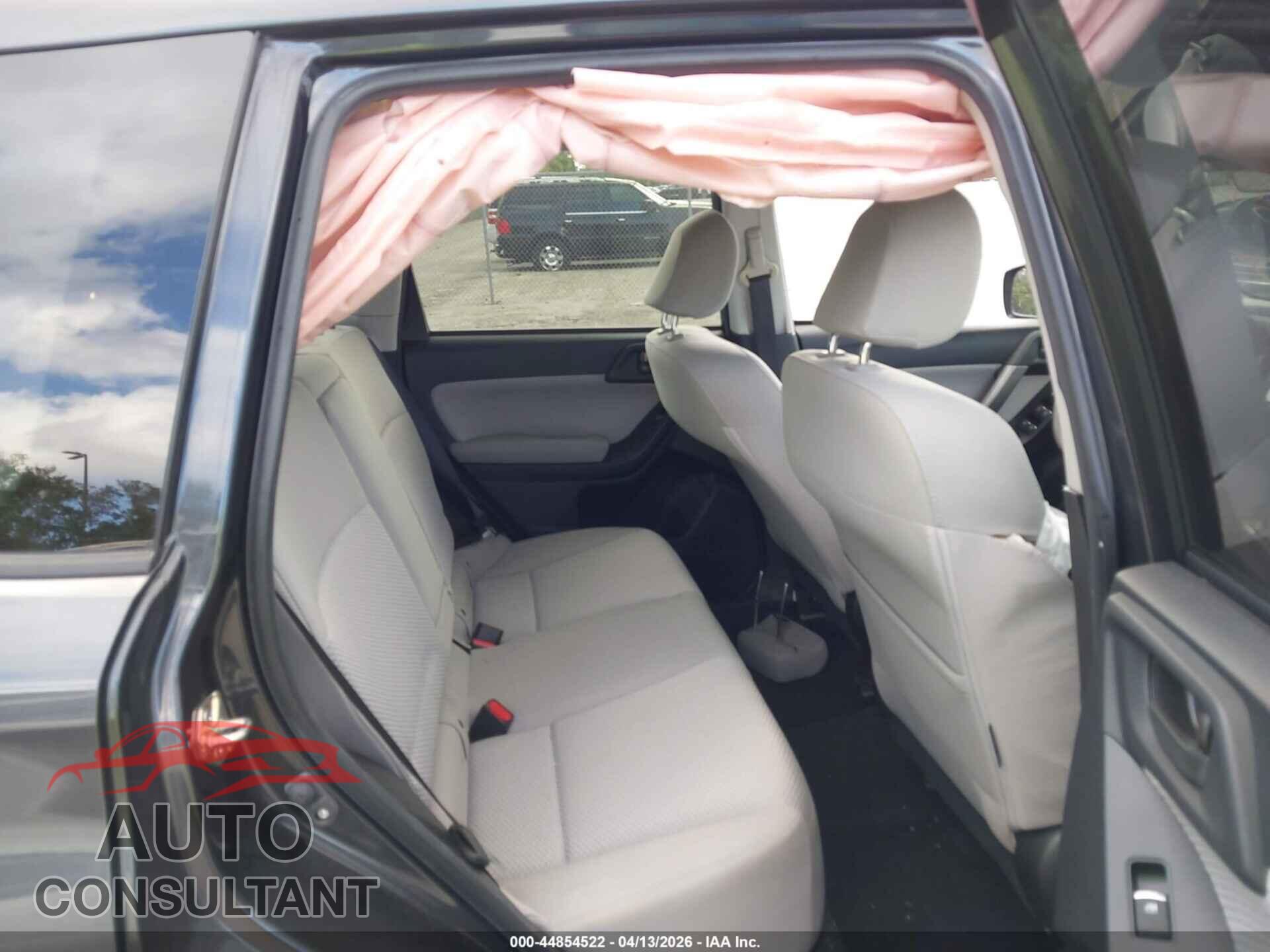 SUBARU FORESTER 2017 - JF2SJAEC4HH573318