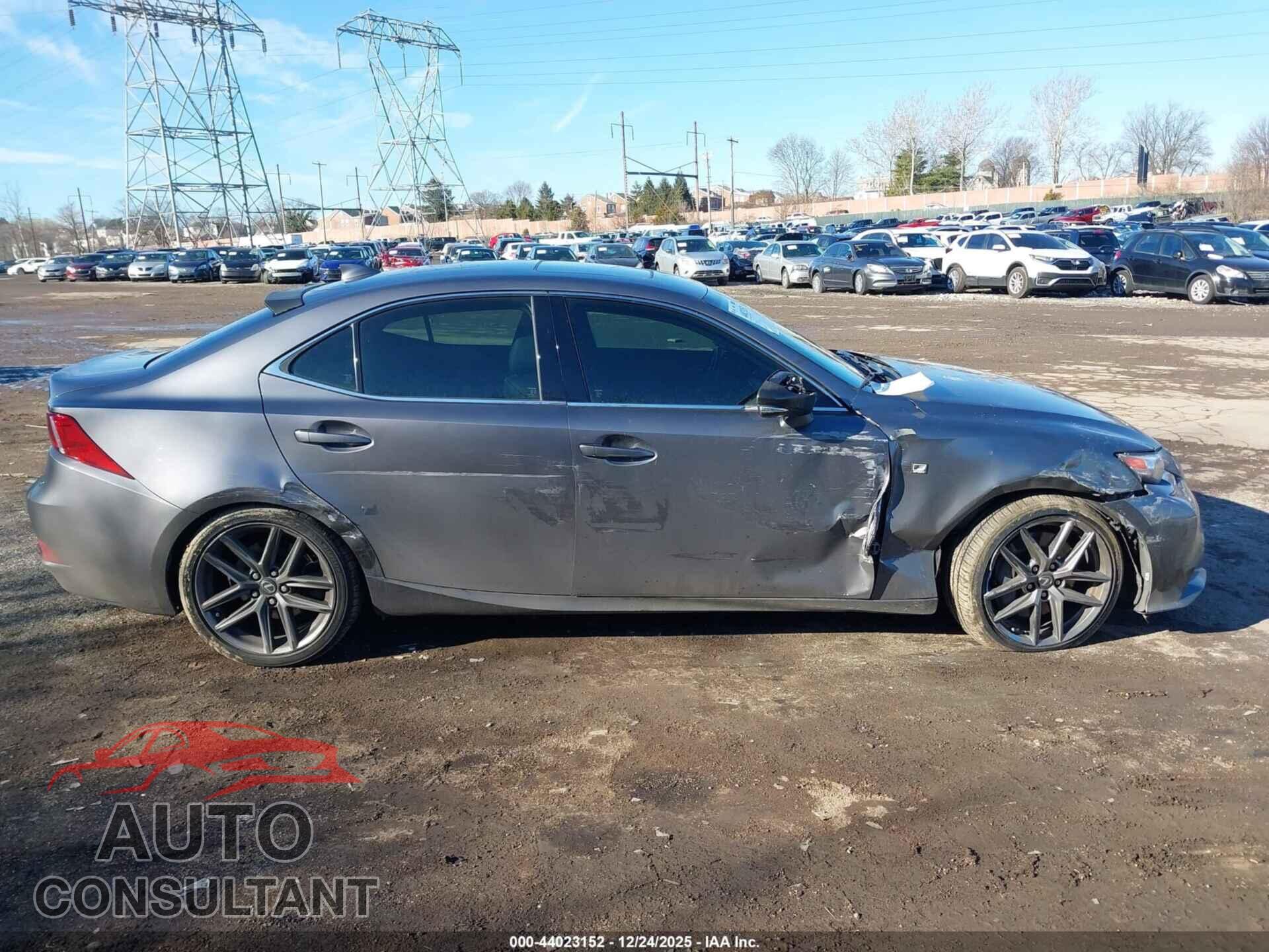 LEXUS IS 350 2015 - JTHCE1D20F5008528