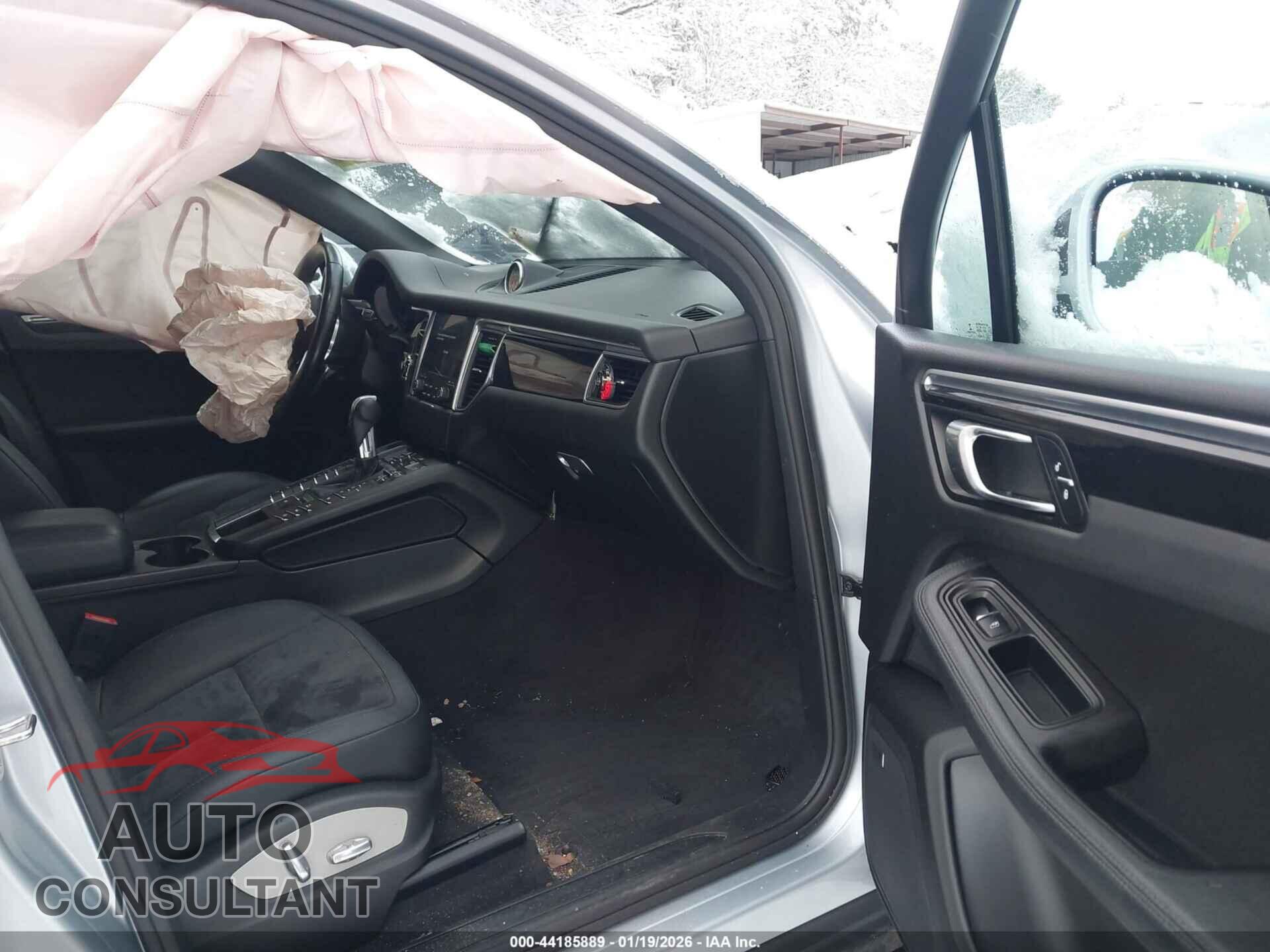 PORSCHE MACAN 2017 - WP1AA2A50HLB04049