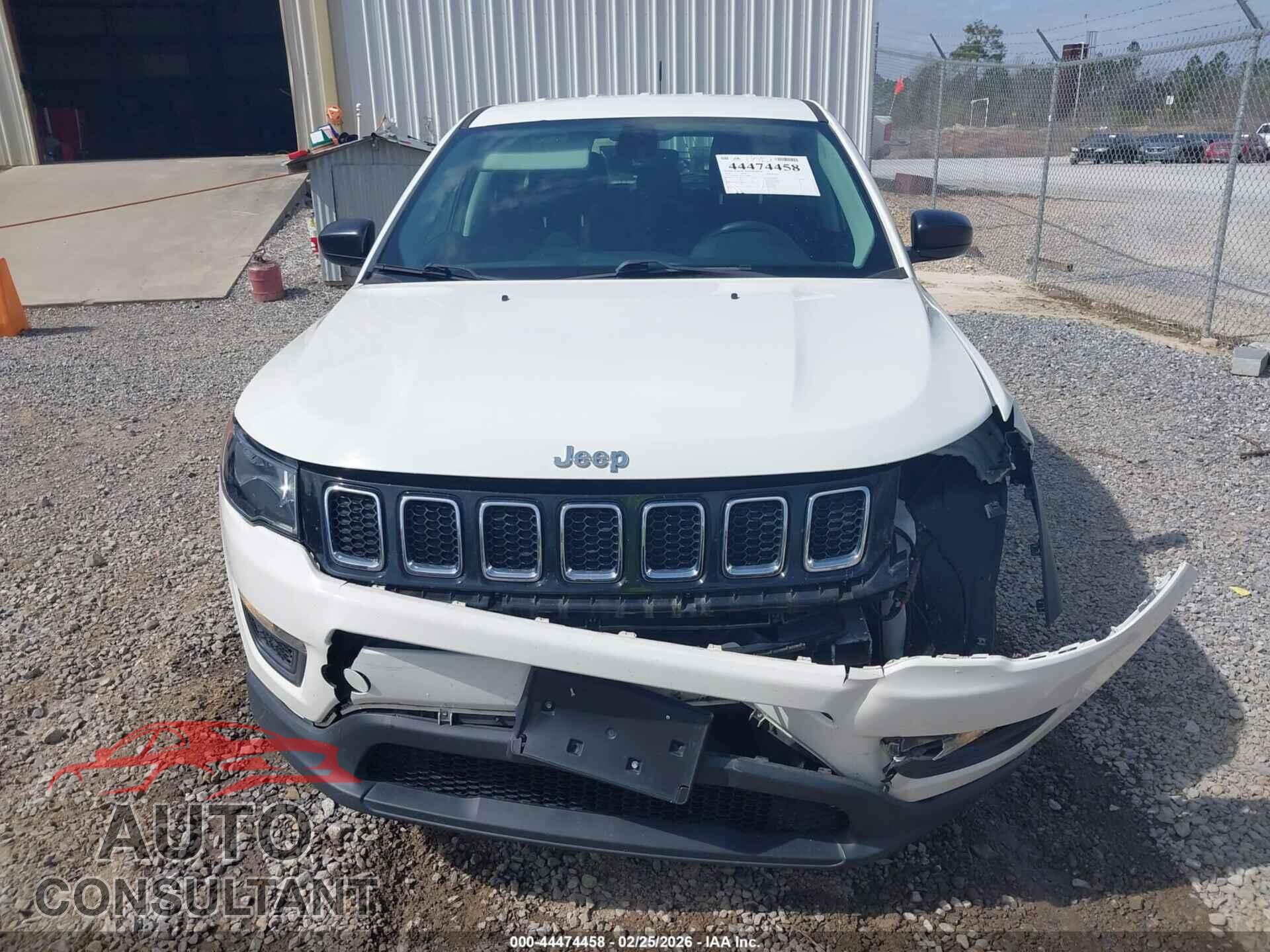 JEEP COMPASS 2018 - 3C4NJDAB0JT190882