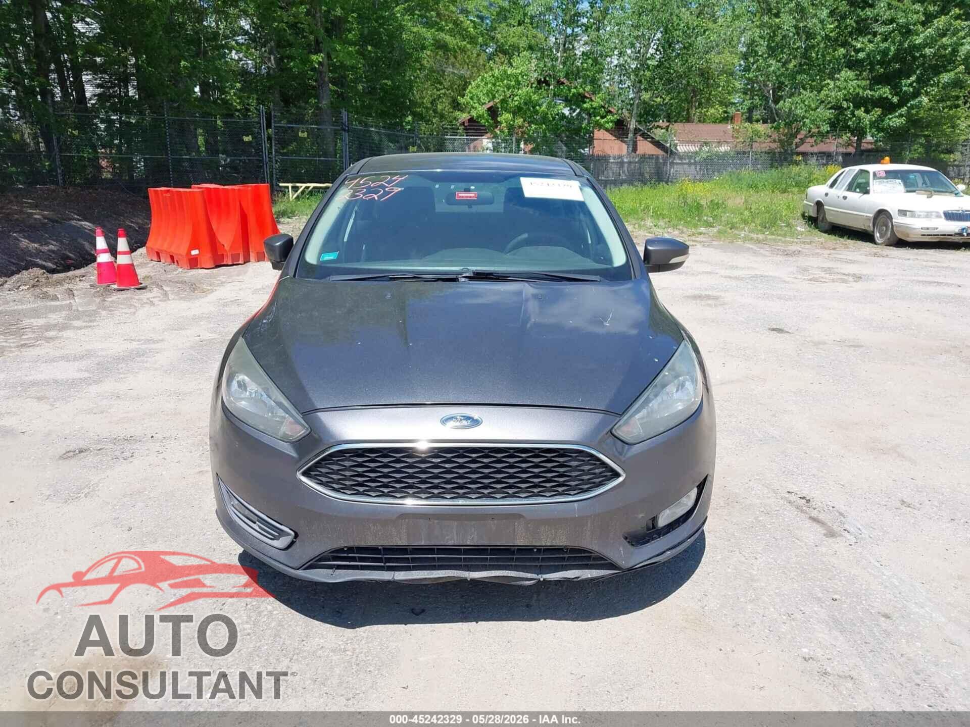 FORD FOCUS 2017 - 1FADP3FE2HL281011