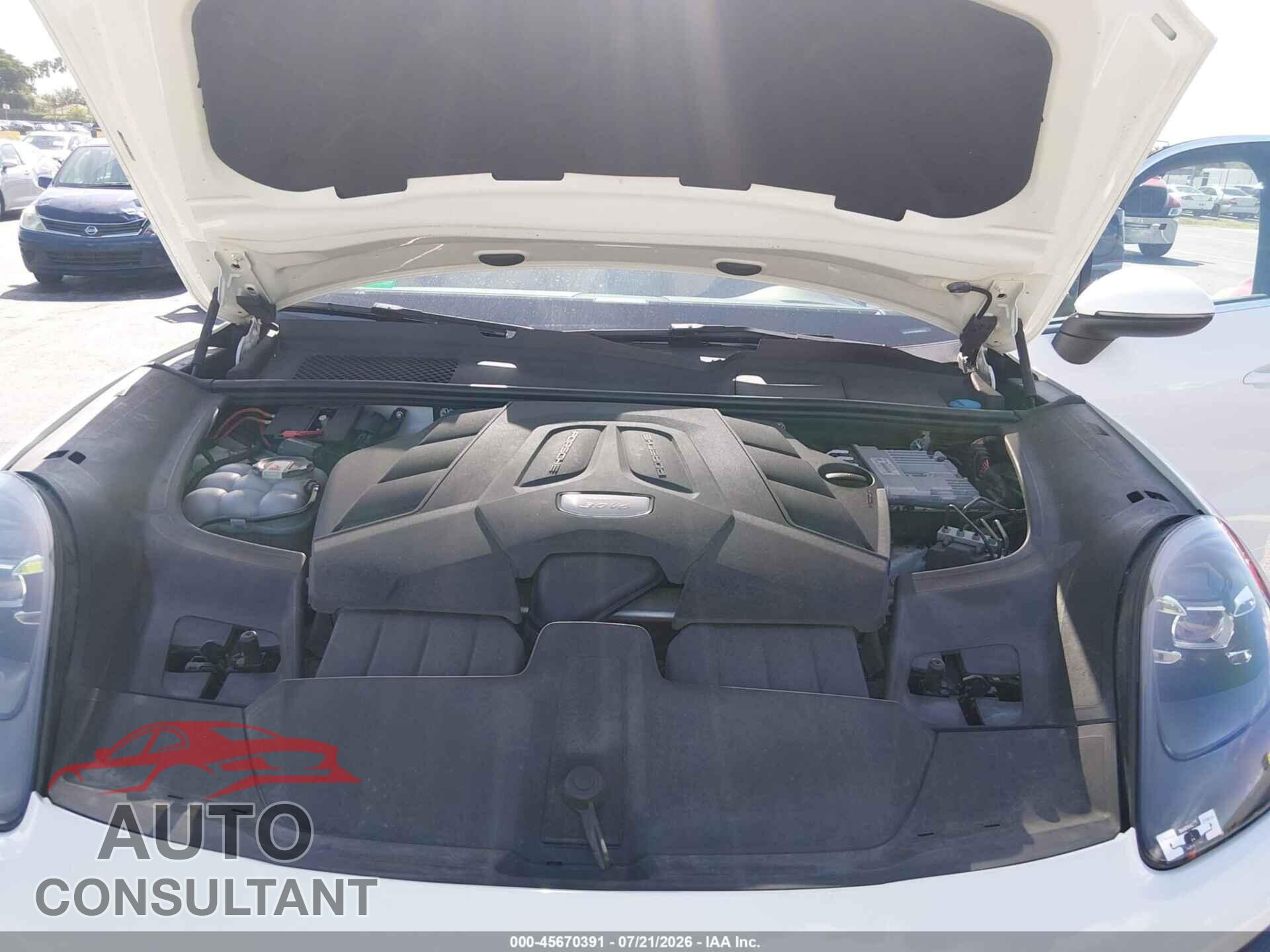 PORSCHE CAYENNE 2019 - WP1AA2AY2KDA05213