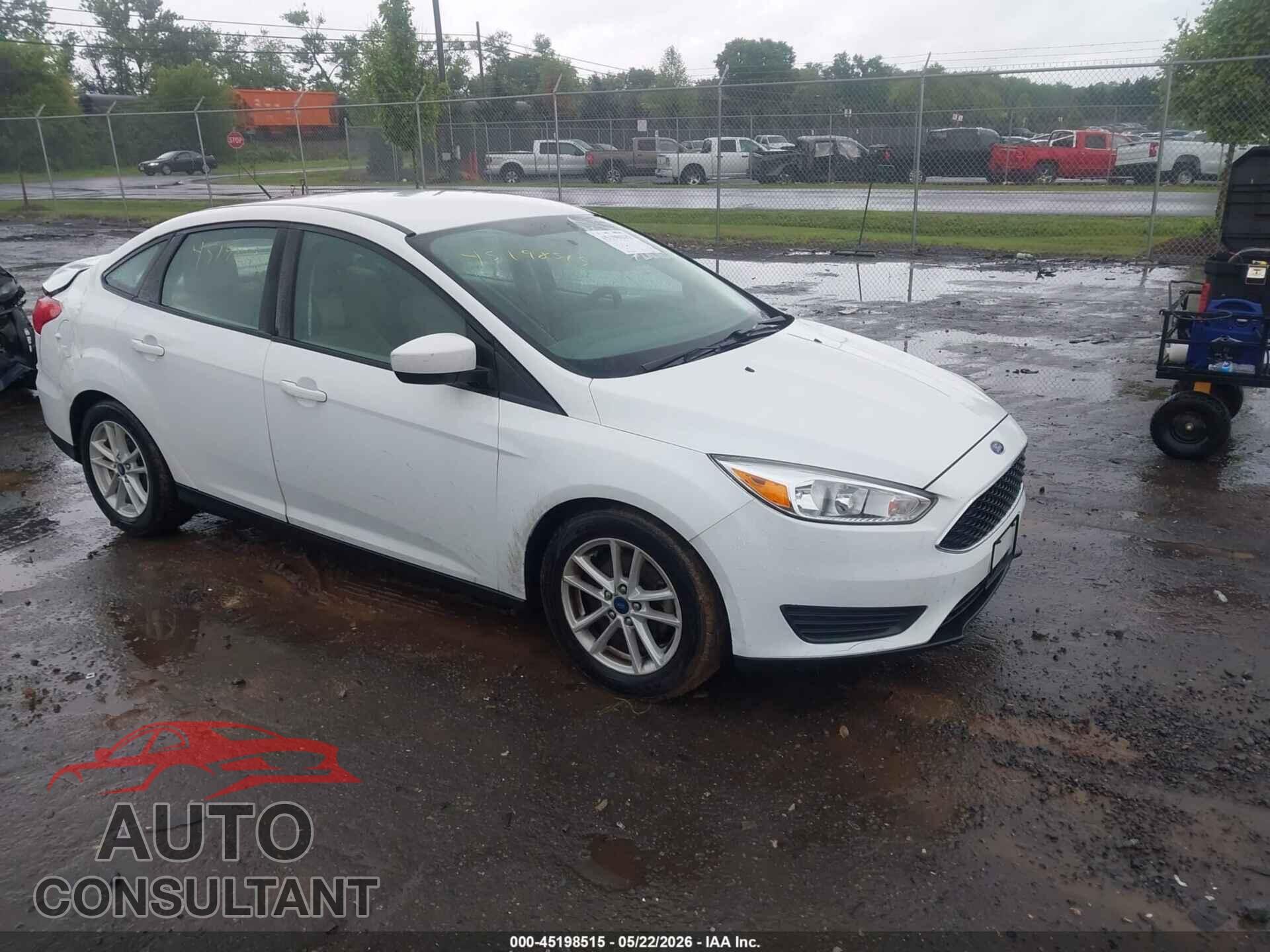 FORD FOCUS 2018 - 1FADP3F21JL227453