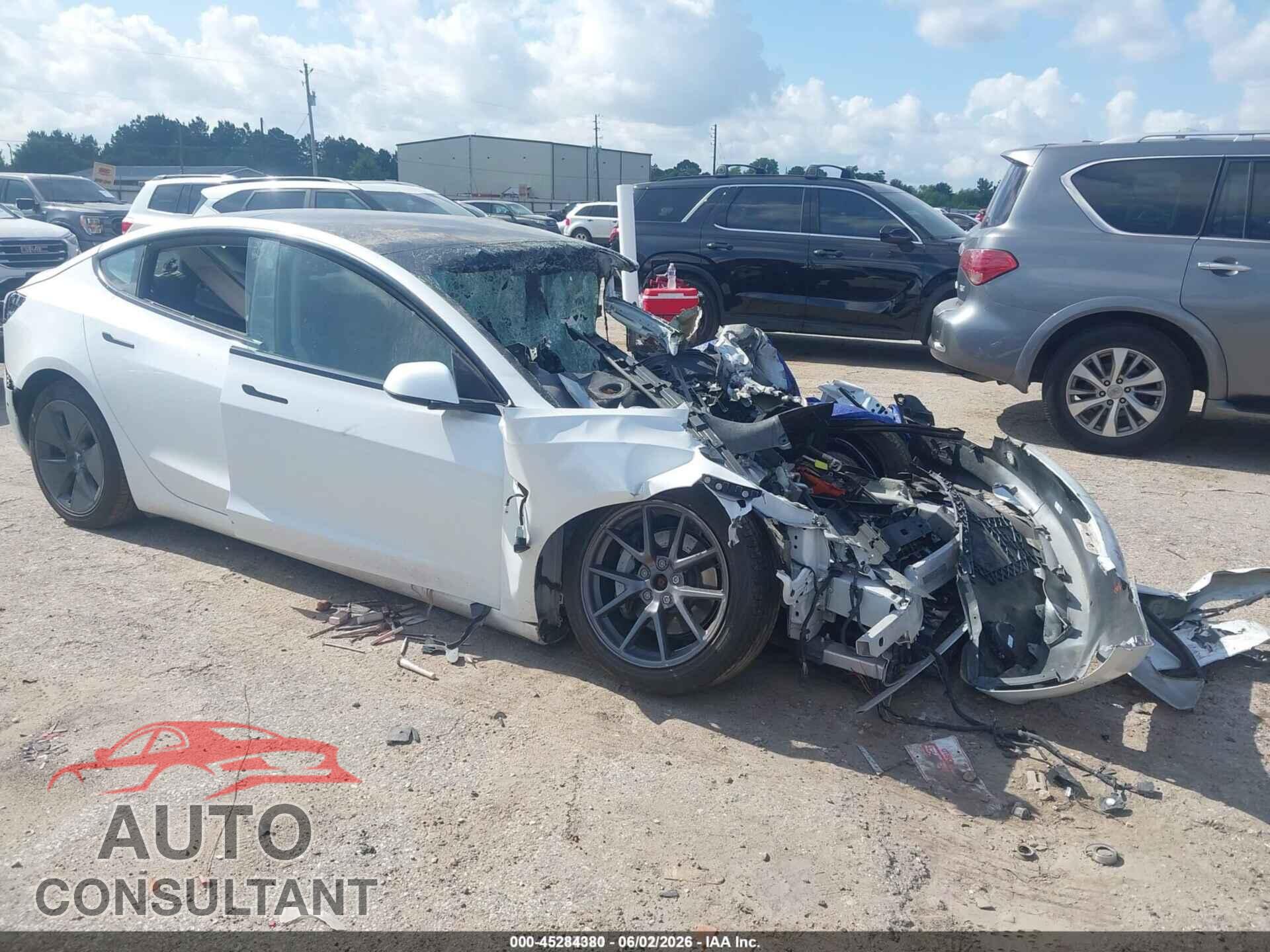 TESLA MODEL 3 2022 - 5YJ3E1EB0NF341082
