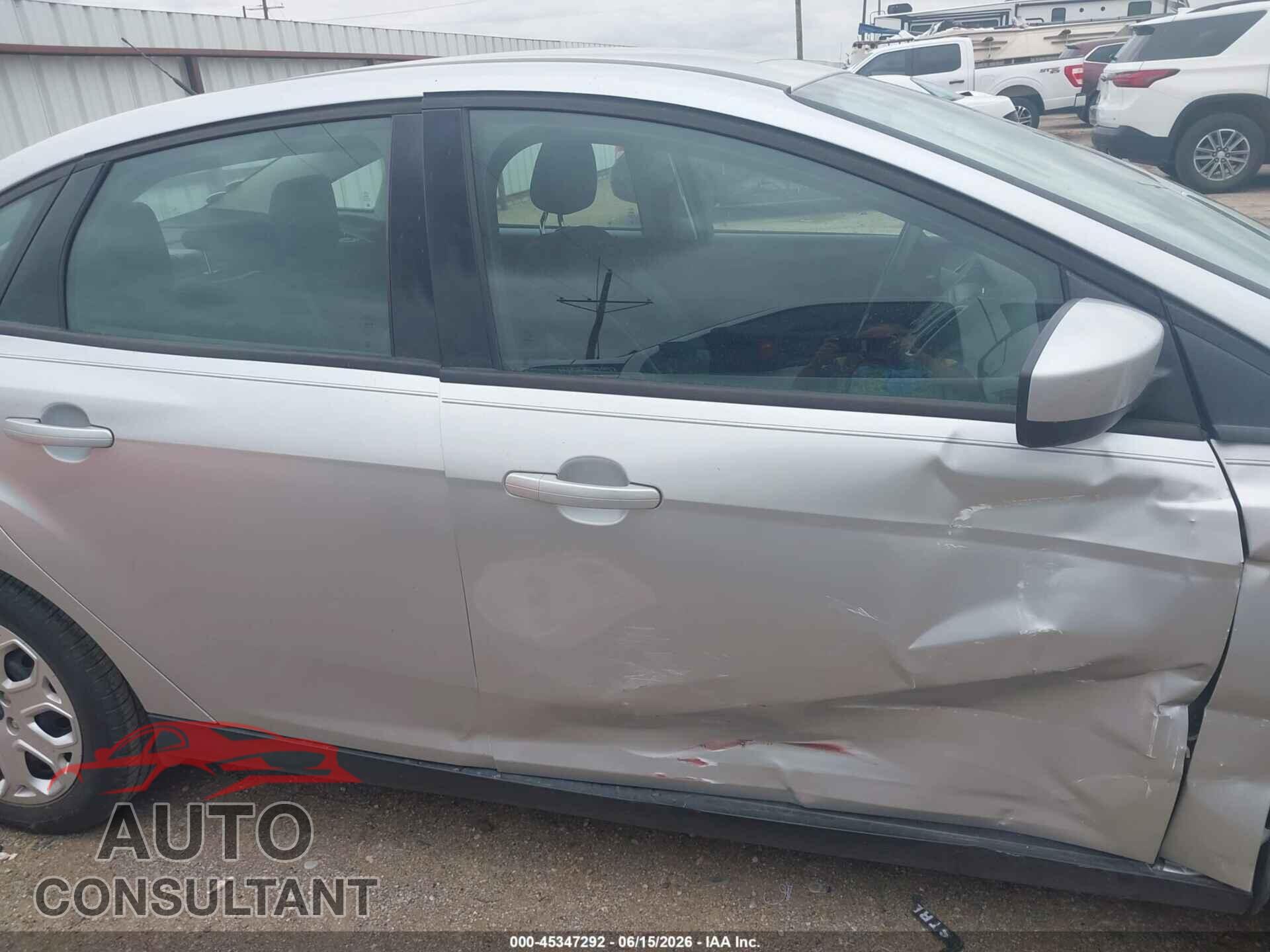 FORD FOCUS 2012 - 1FAHP3F27CL140581