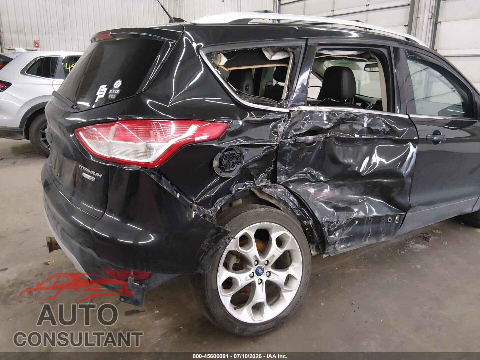 FORD ESCAPE 2013 - 1FMCU9J90DUC93573