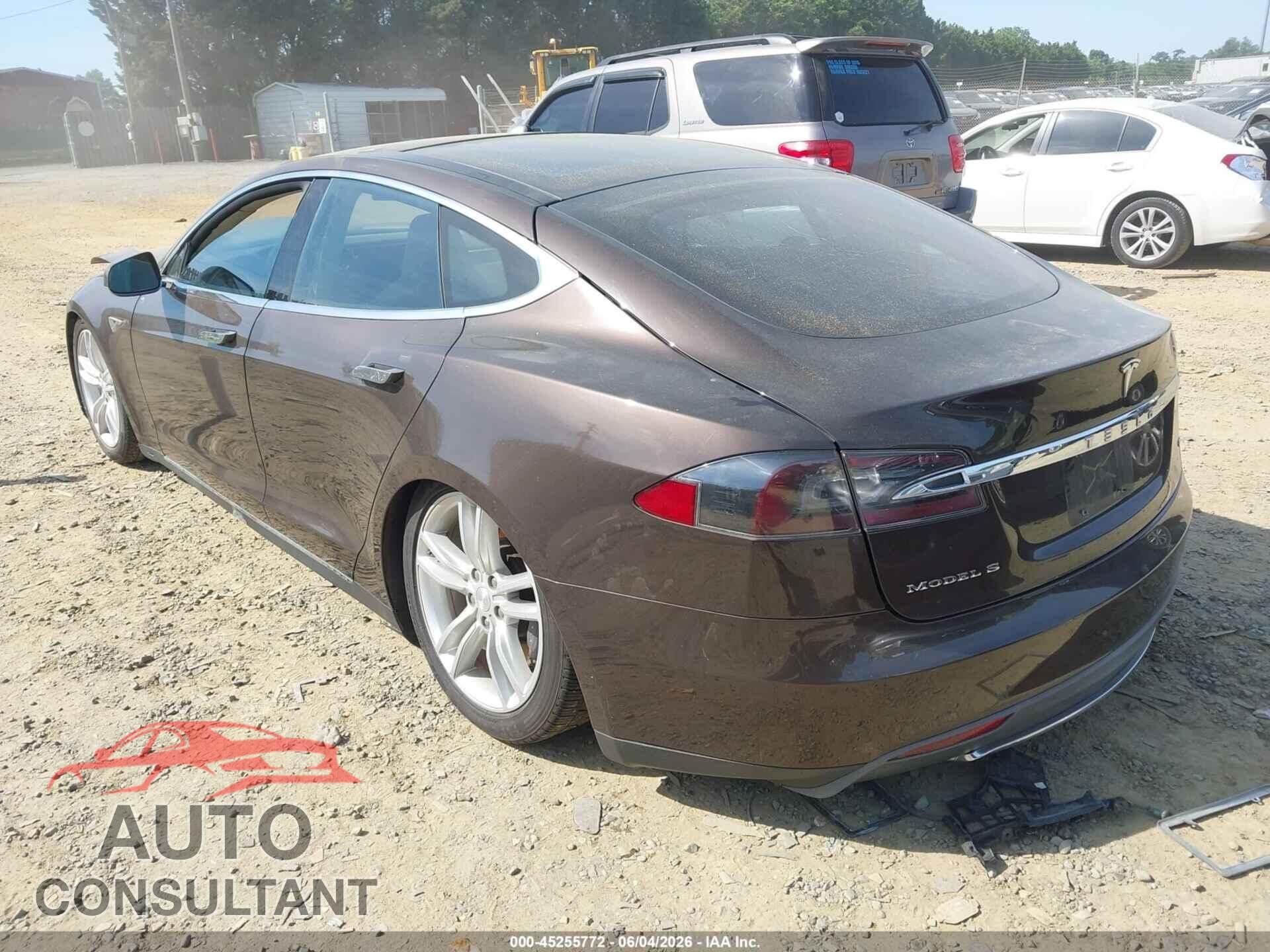 TESLA MODEL S 2013 - 5YJSA1DG5DFP04978
