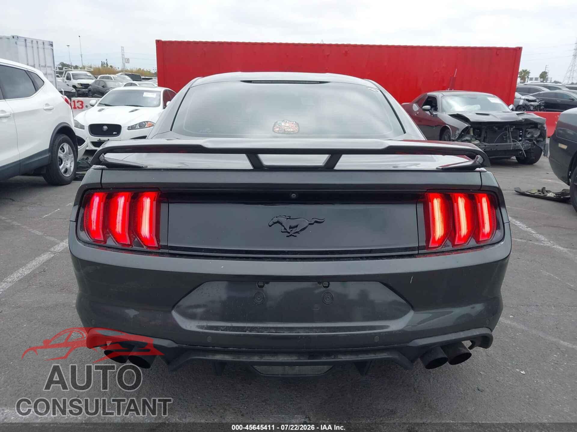 FORD MUSTANG 2018 - 1FA6P8CF8J5146676