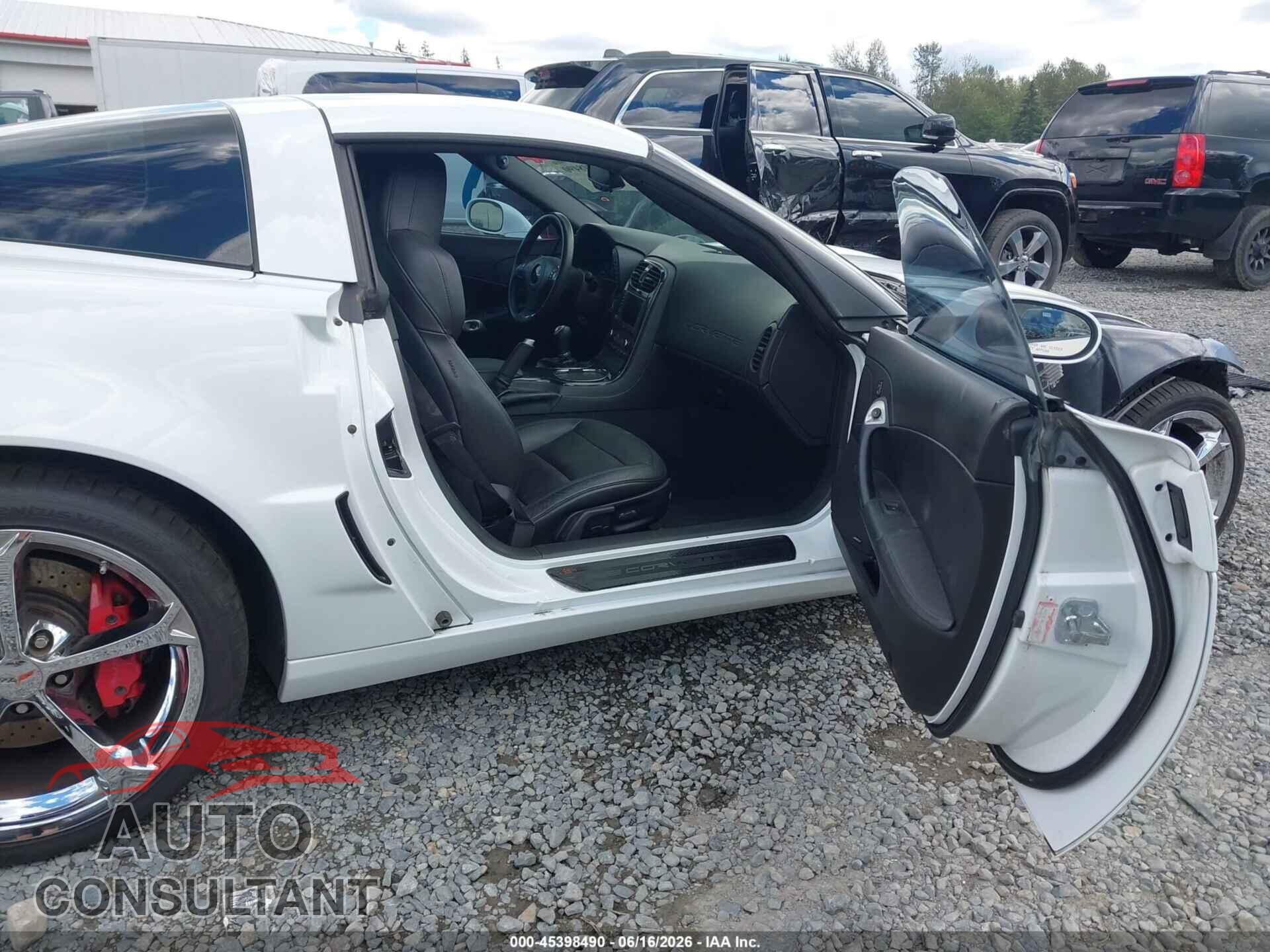 CHEVROLET CORVETTE 2012 - 1G1YR2DW3C5109457