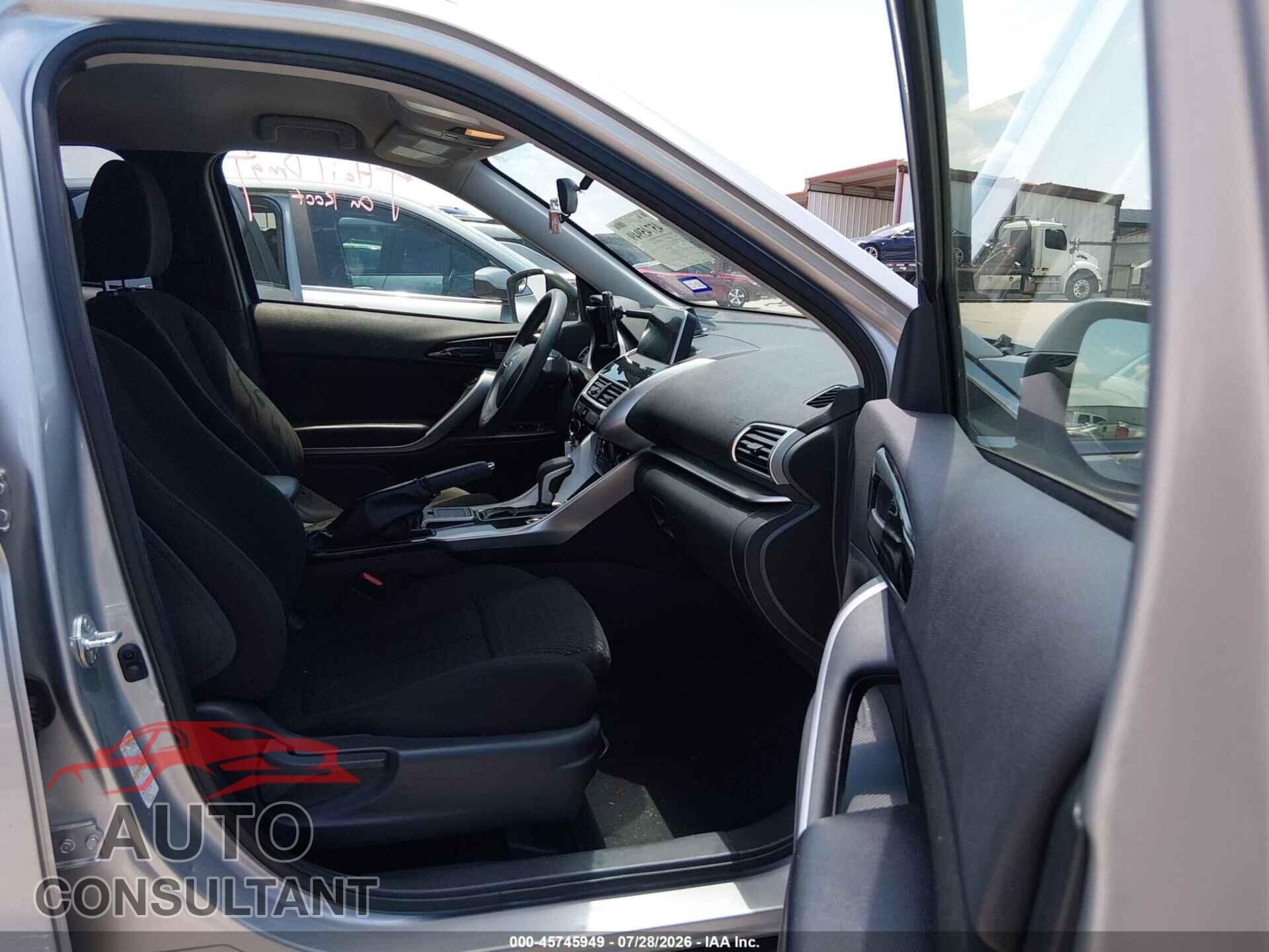MITSUBISHI ECLIPSE CROSS 2018 - JA4AT4AA8JZ046564