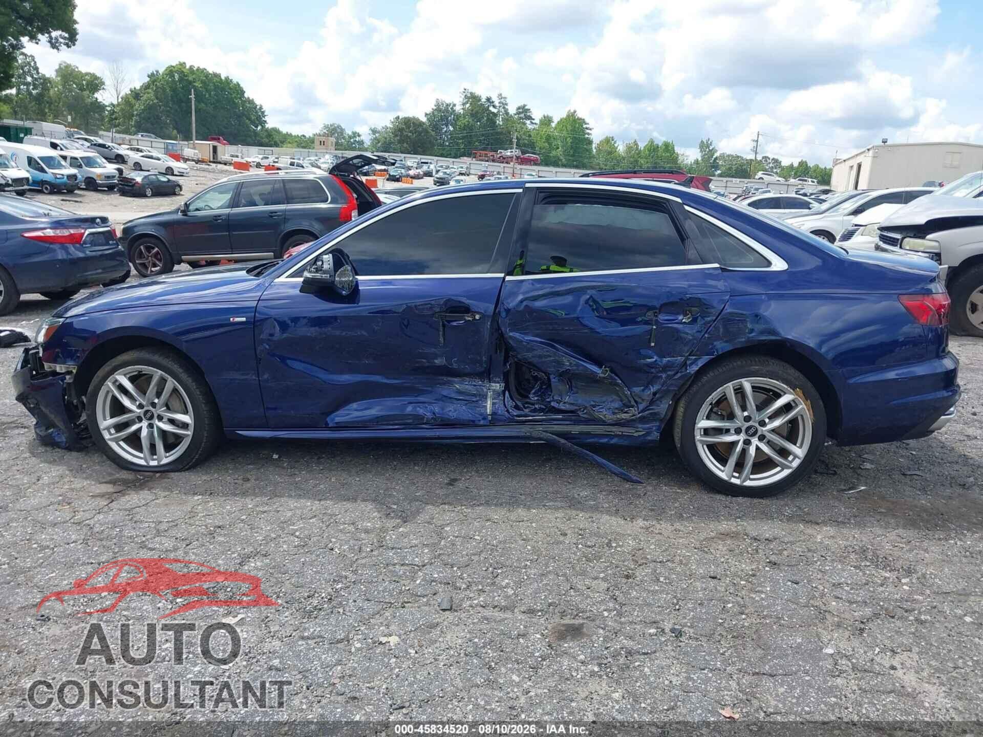 AUDI A4 2021 - WAUDAAF40MA056273