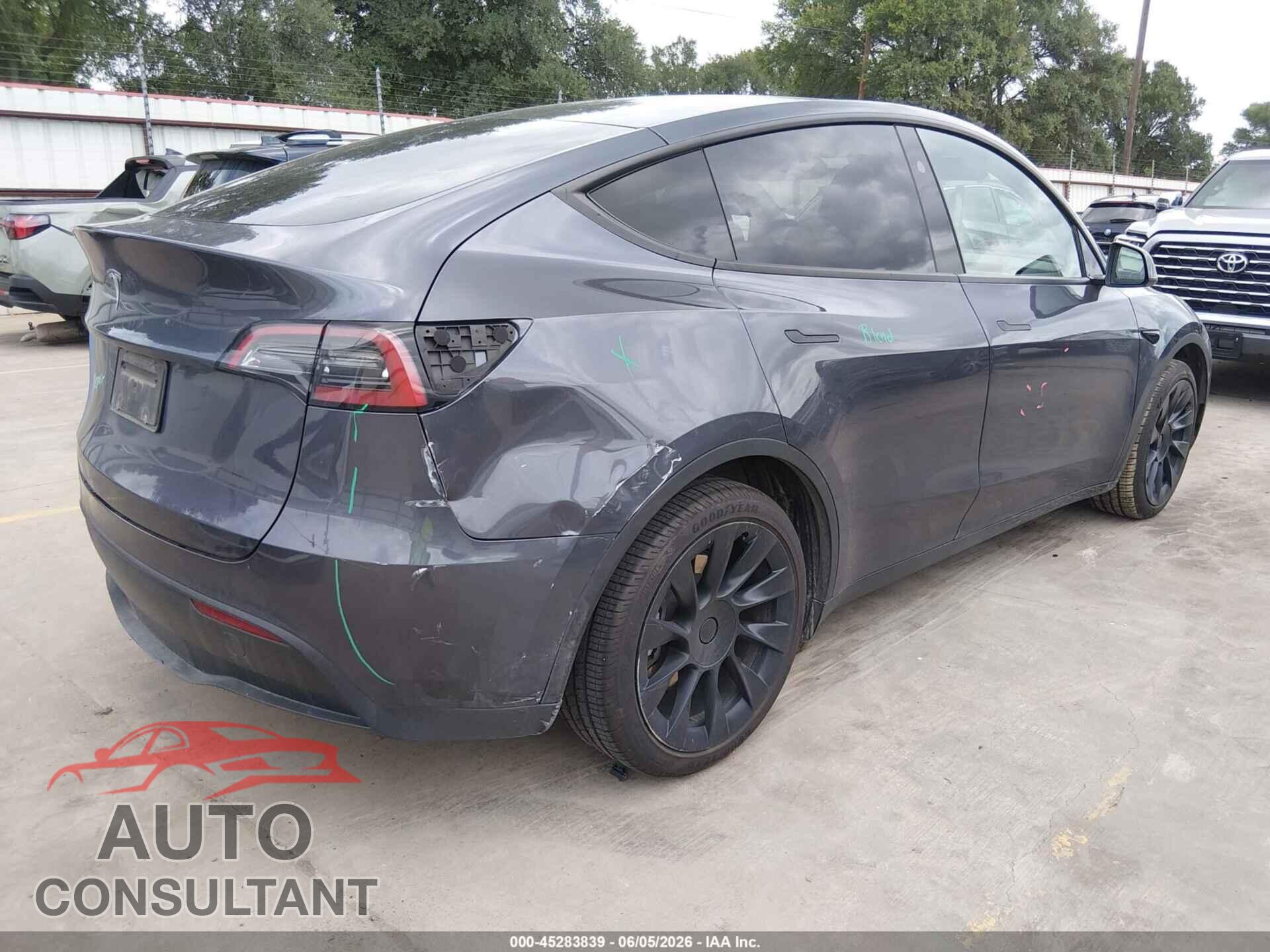 TESLA MODEL Y 2023 - 7SAYGDED2PF941823