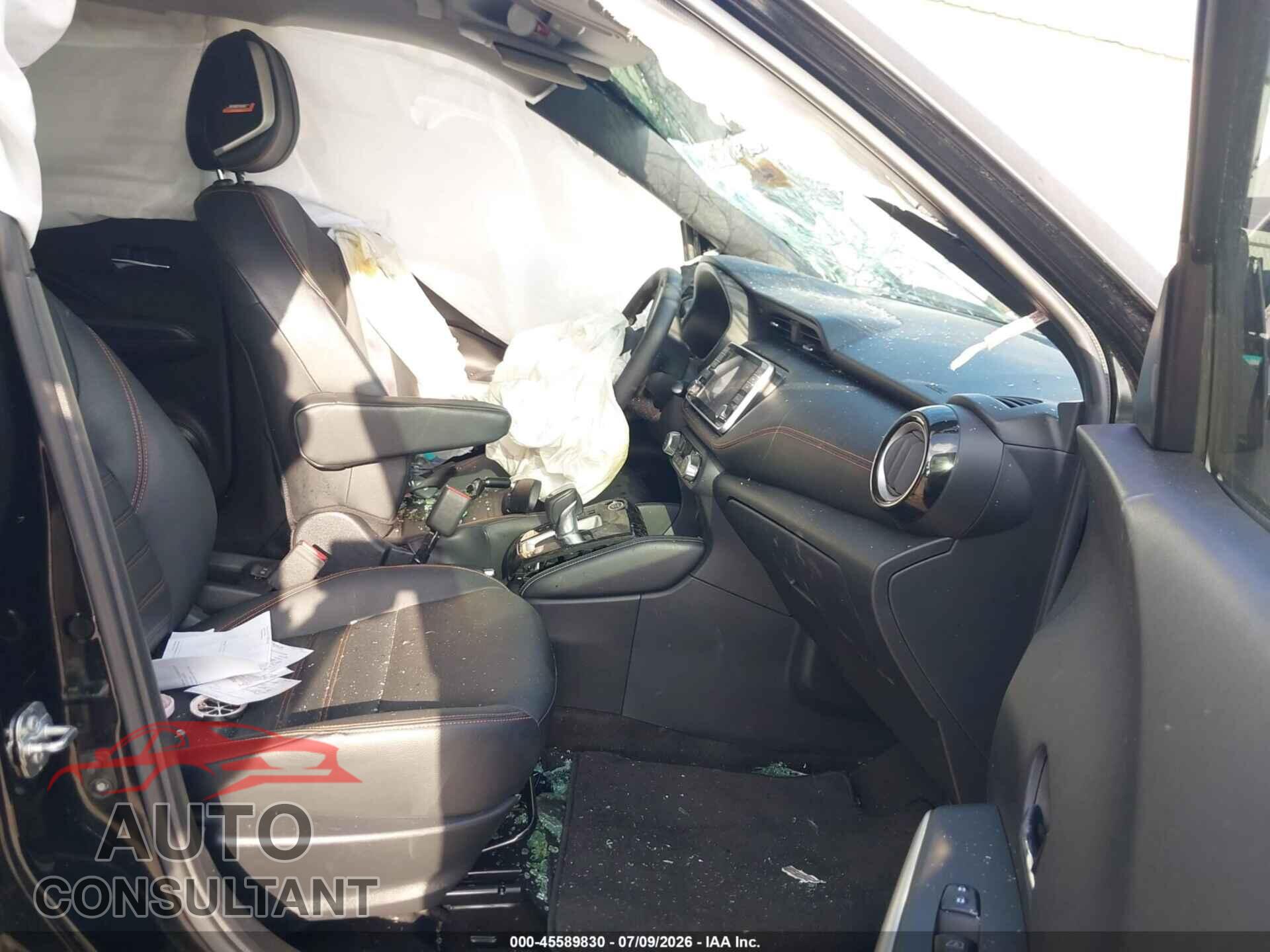 NISSAN KICKS 2019 - 3N1CP5CU3KL511148