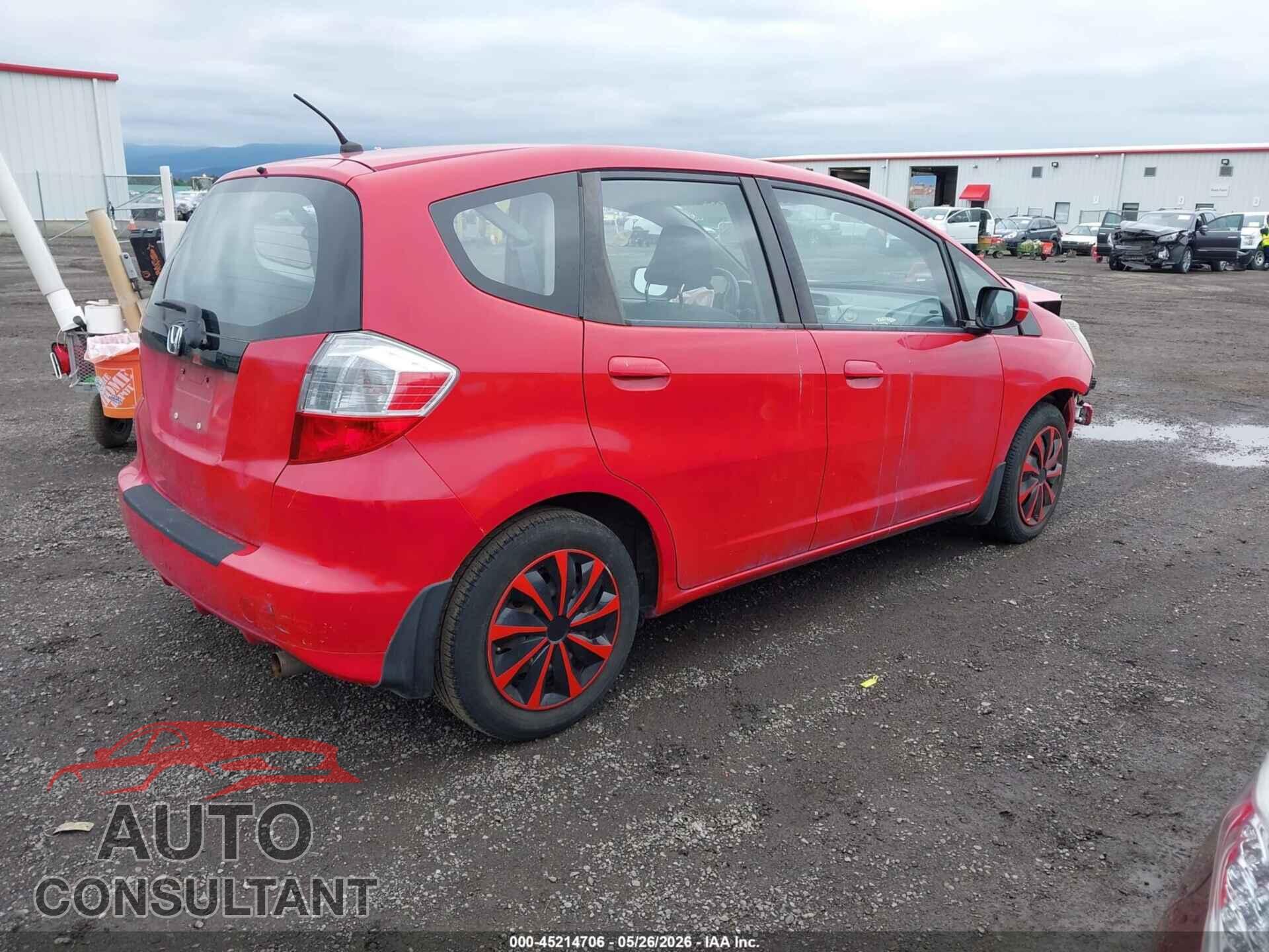HONDA FIT 2013 - JHMGE8H30DC003304